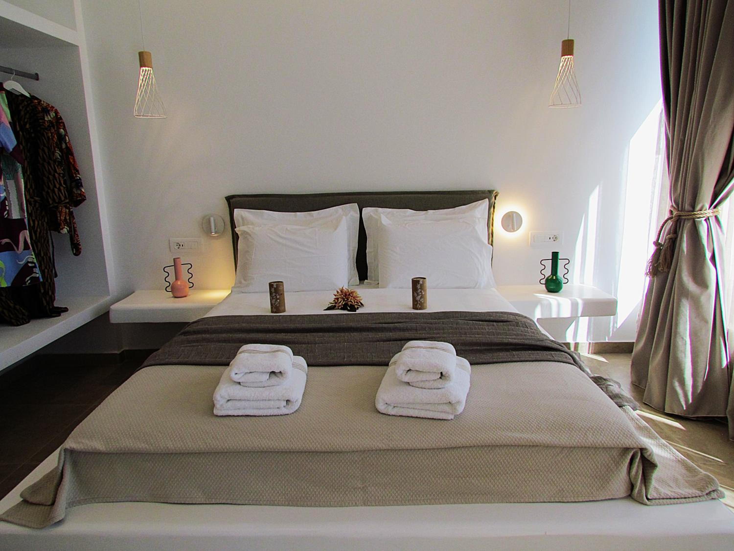 Orelia Luxury Villas