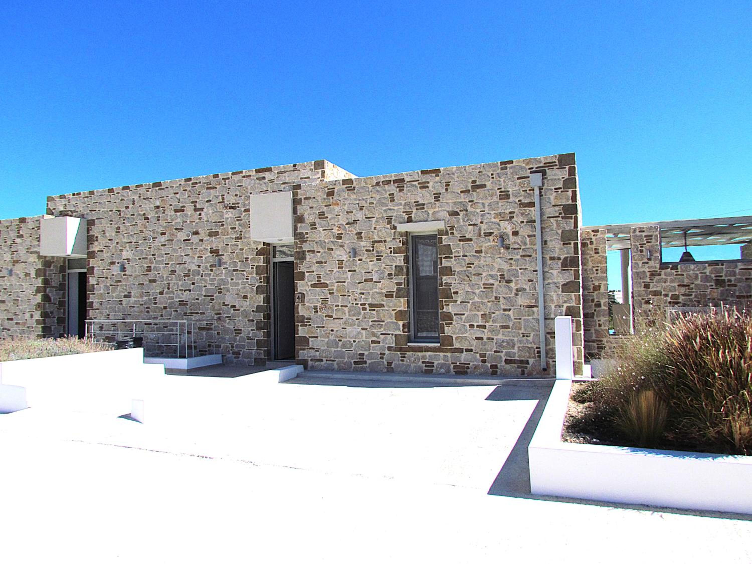 Orelia Luxury Villas