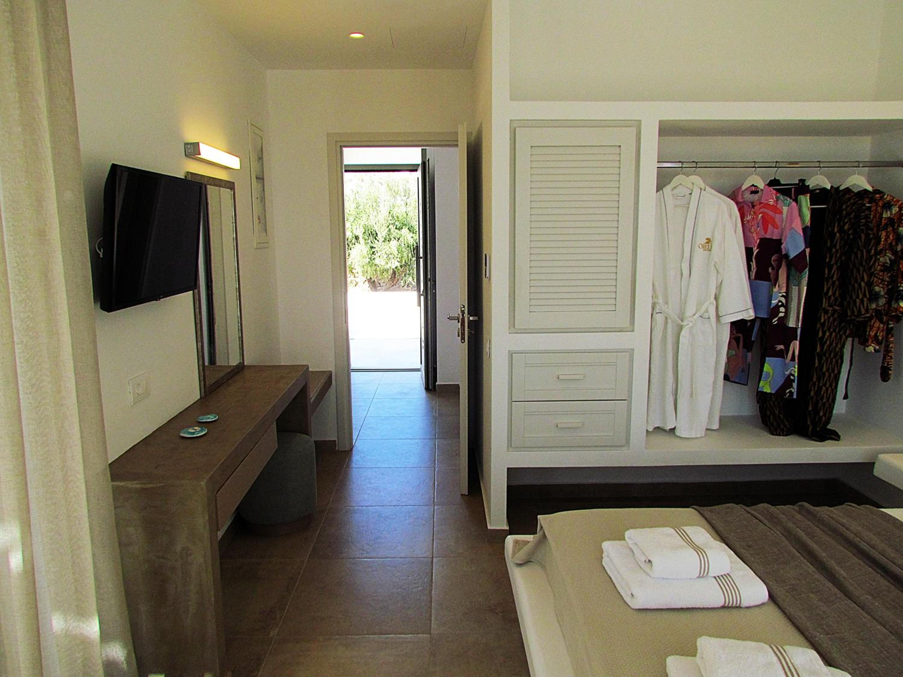 Orelia Luxury Villas