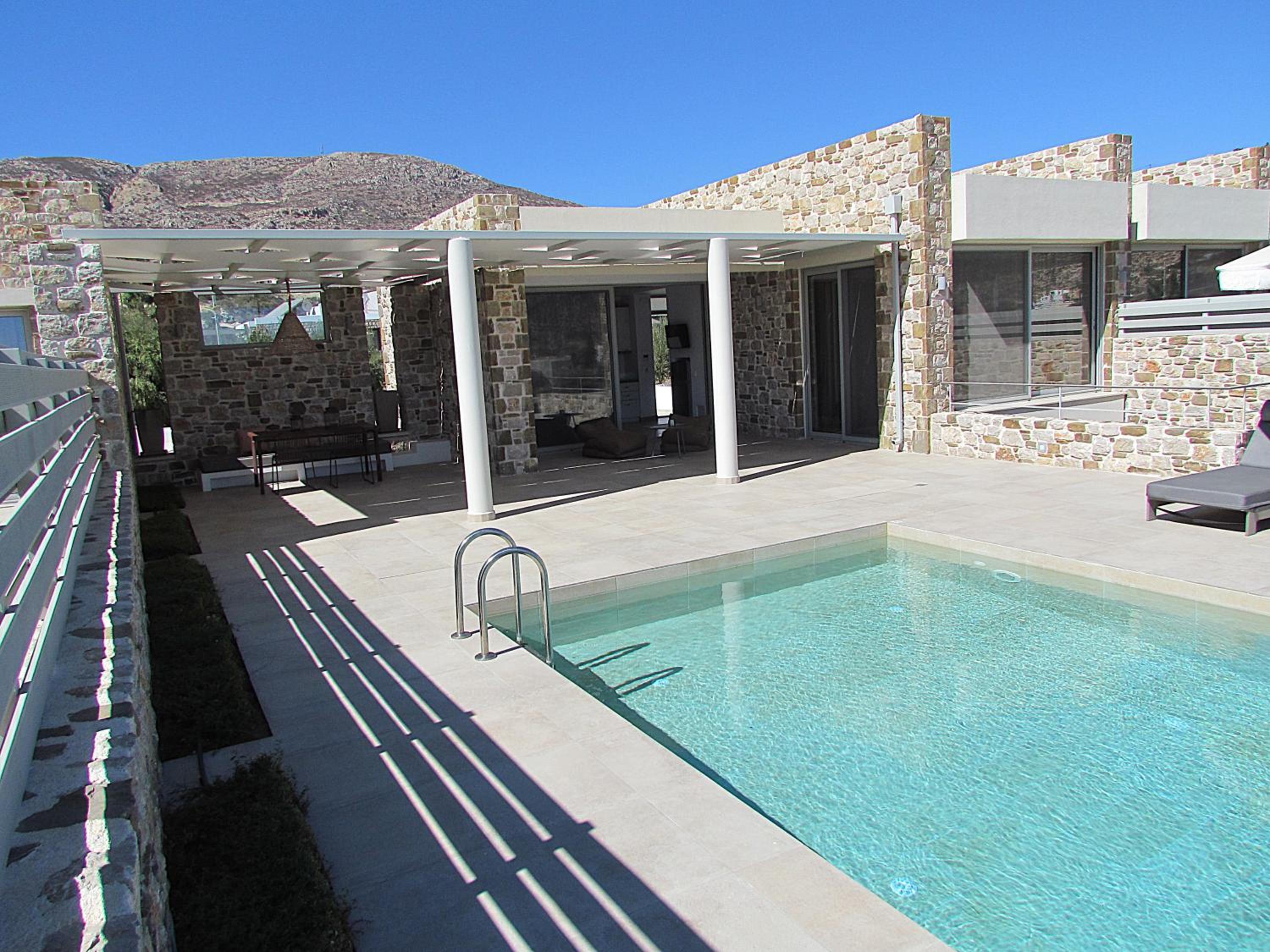 Orelia Luxury Villas
