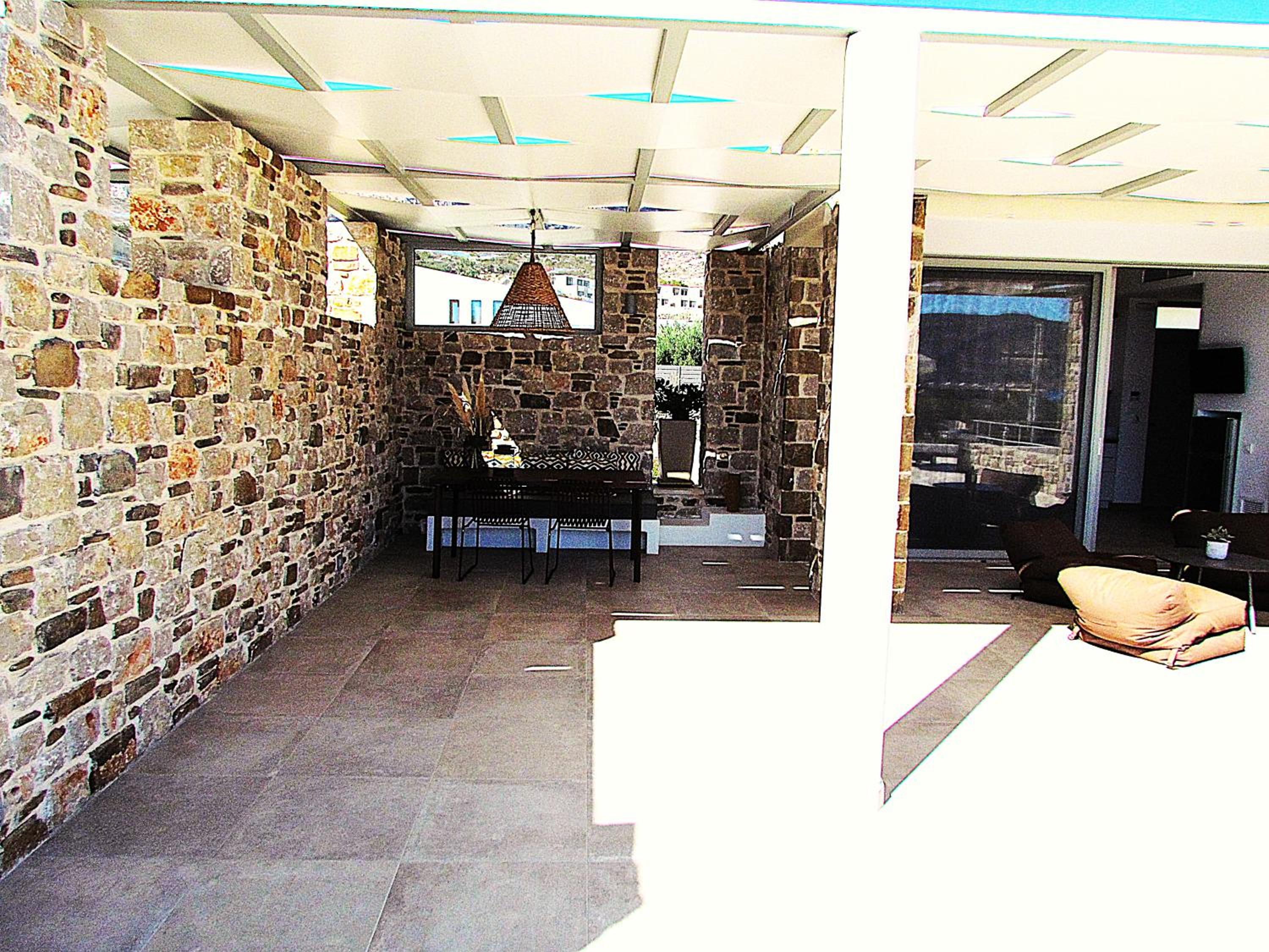 Orelia Luxury Villas