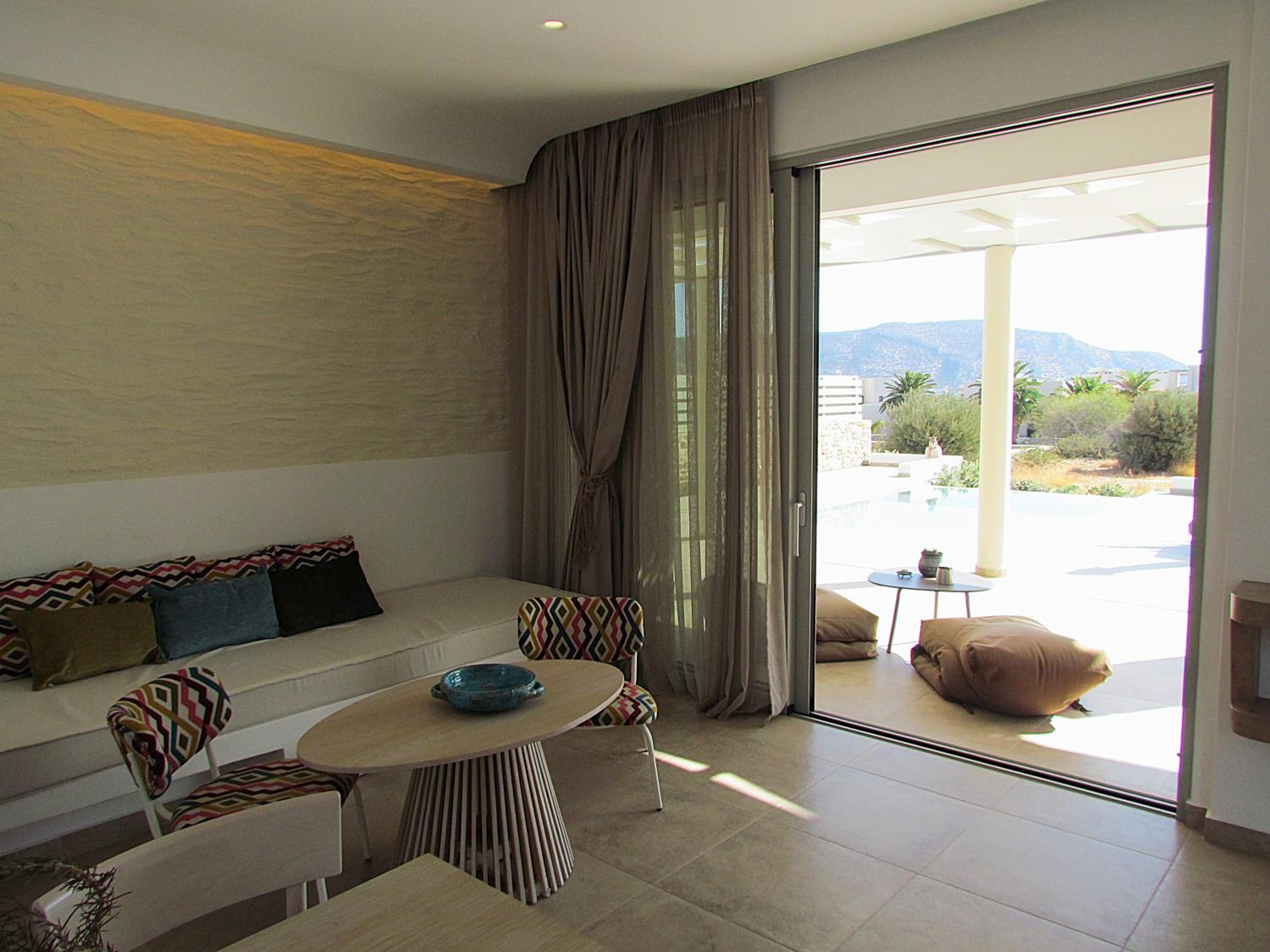 Orelia Luxury Villas