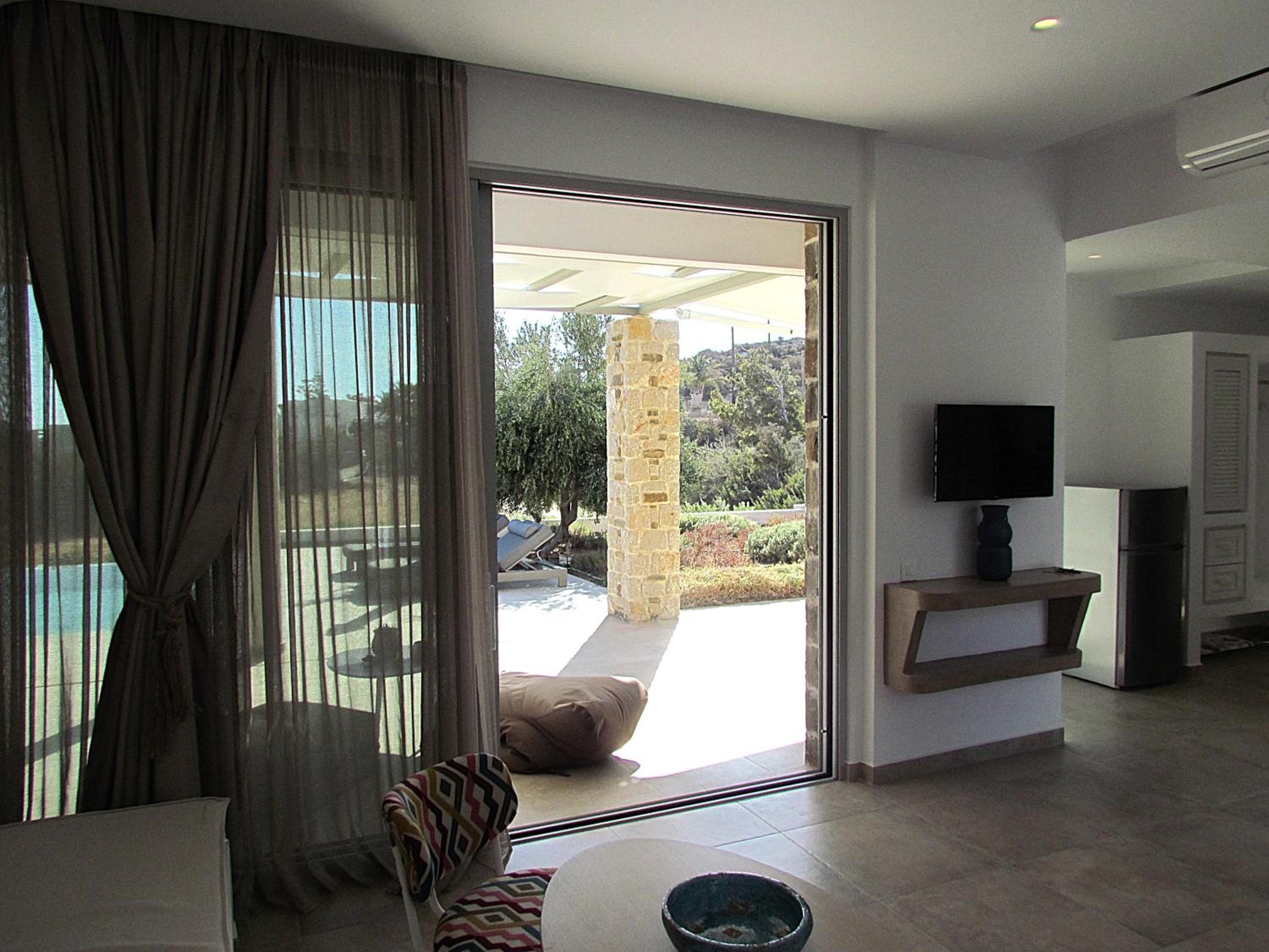 Orelia Luxury Villas