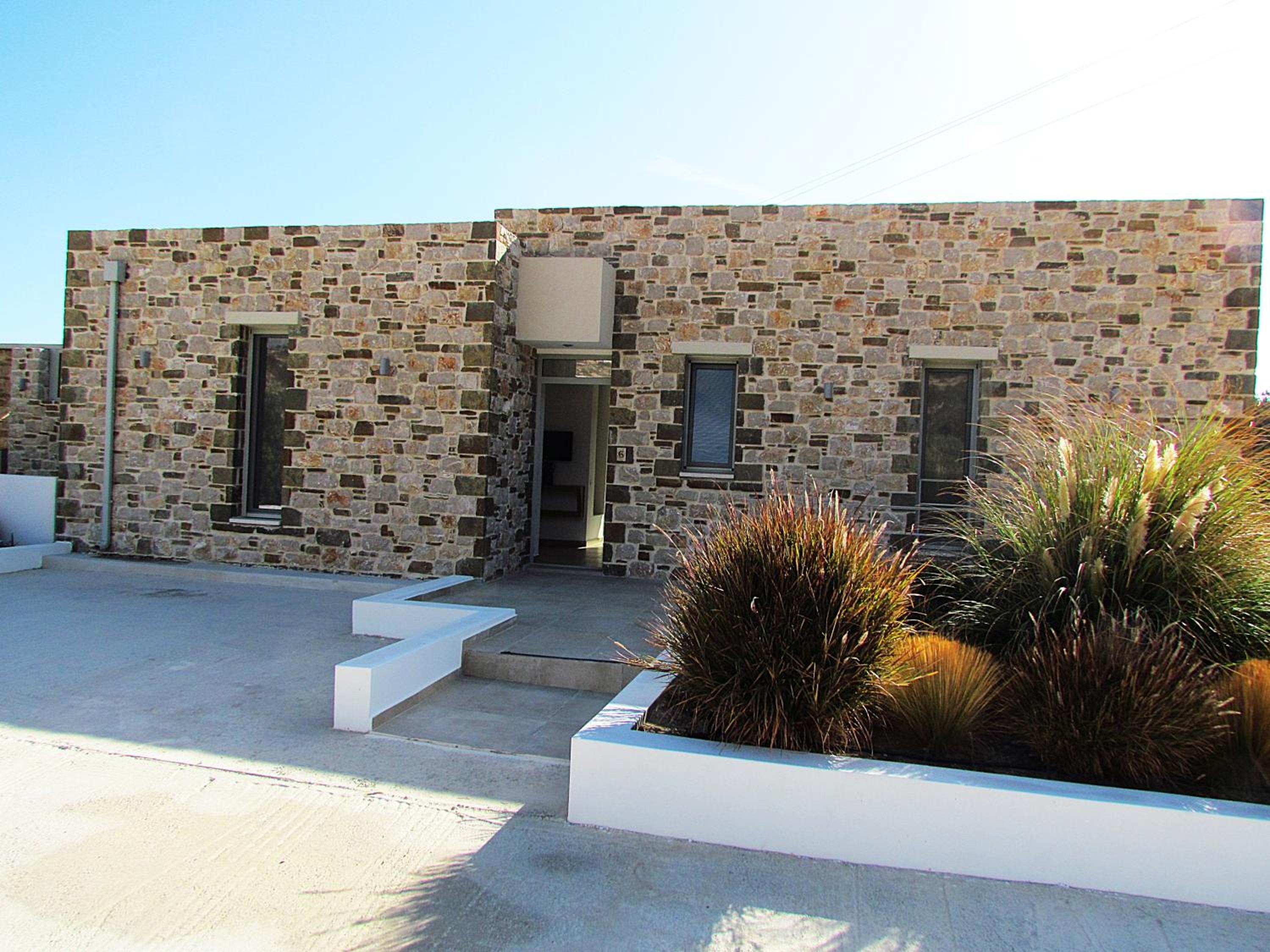 Orelia Luxury Villas