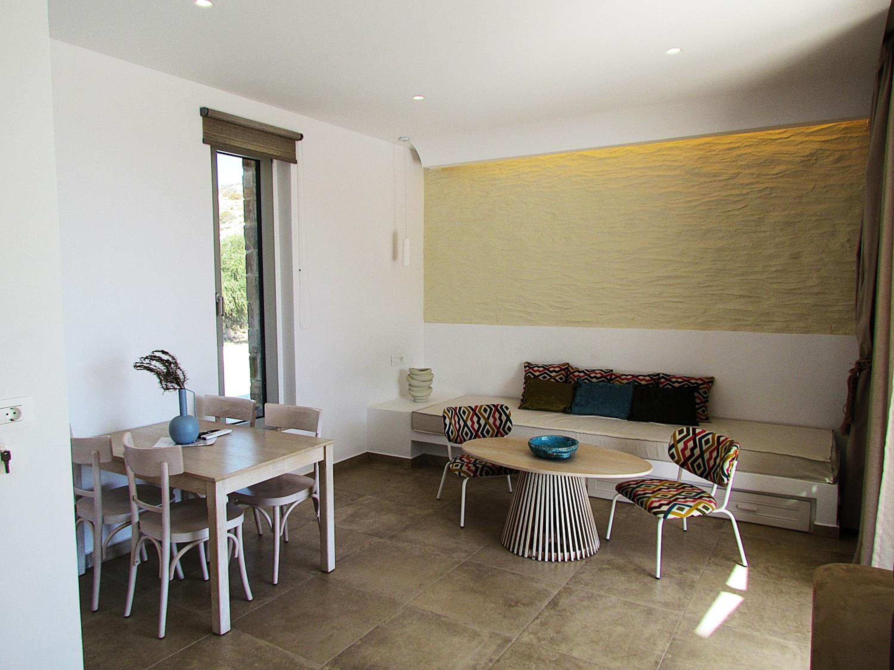 Orelia Luxury Villas