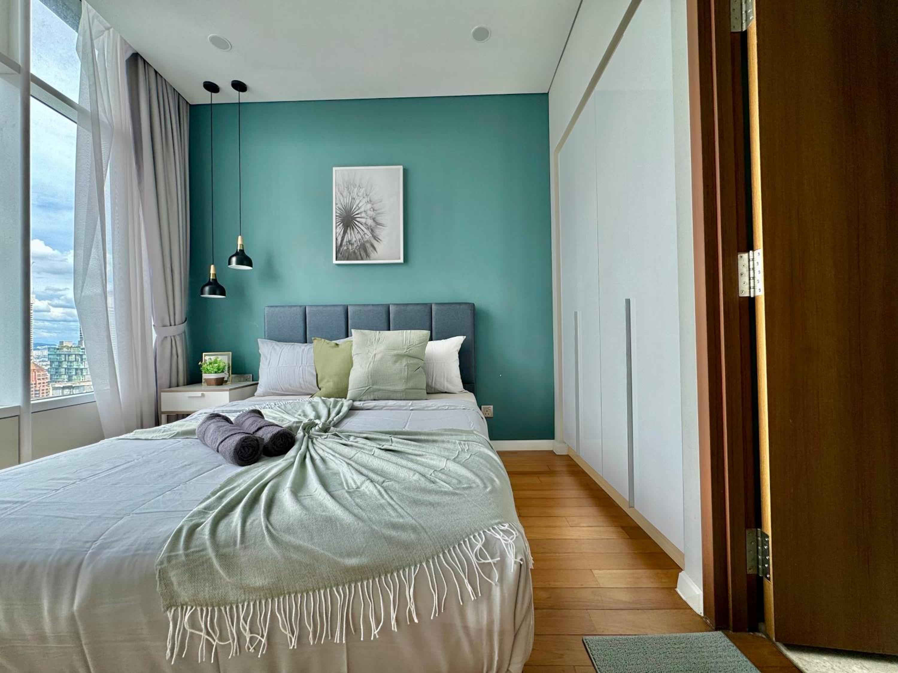 Sky Suites Wonder 2BR Suite KLCC View