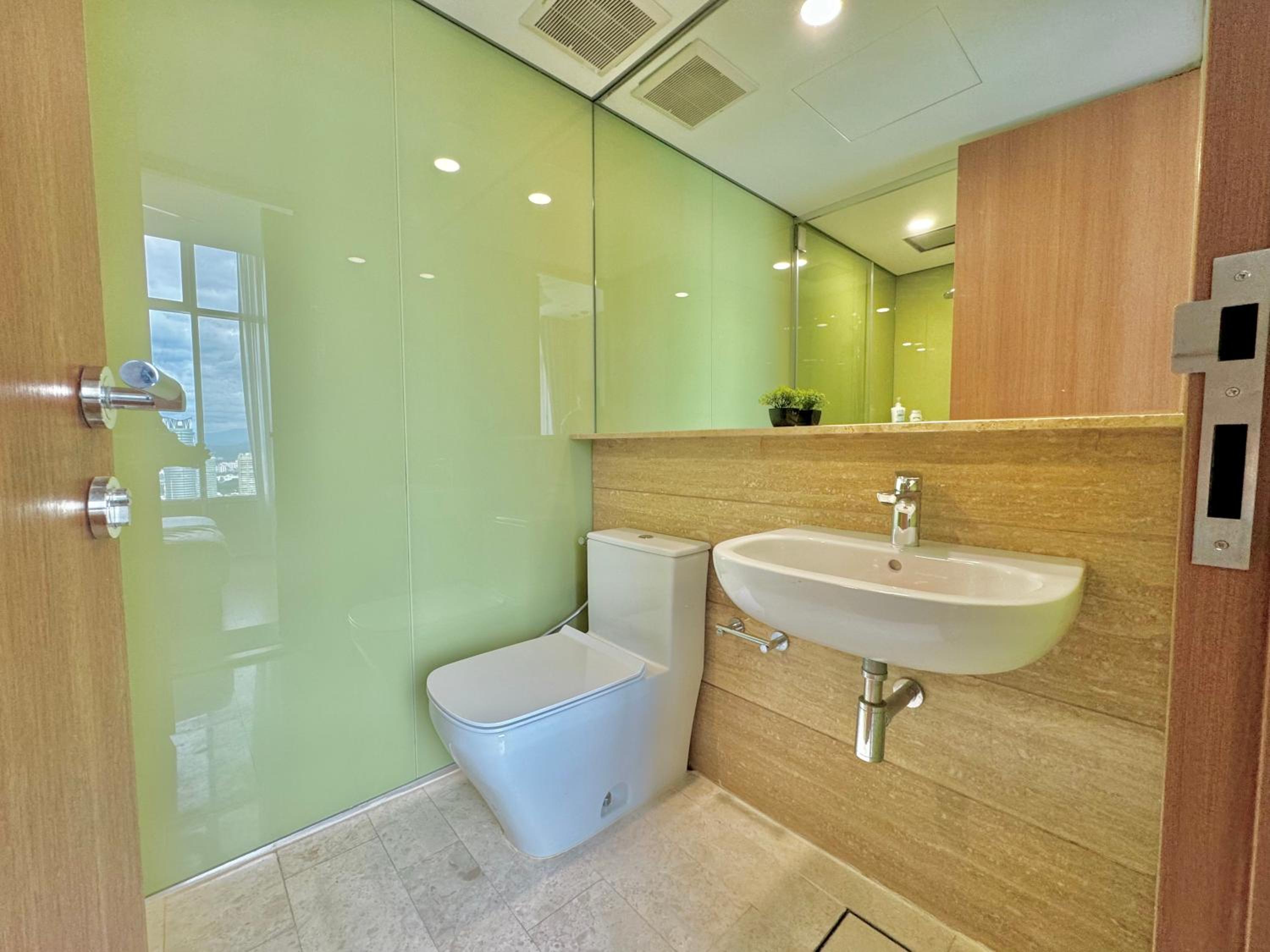 Sky Suites Wonder 2BR Suite KLCC View