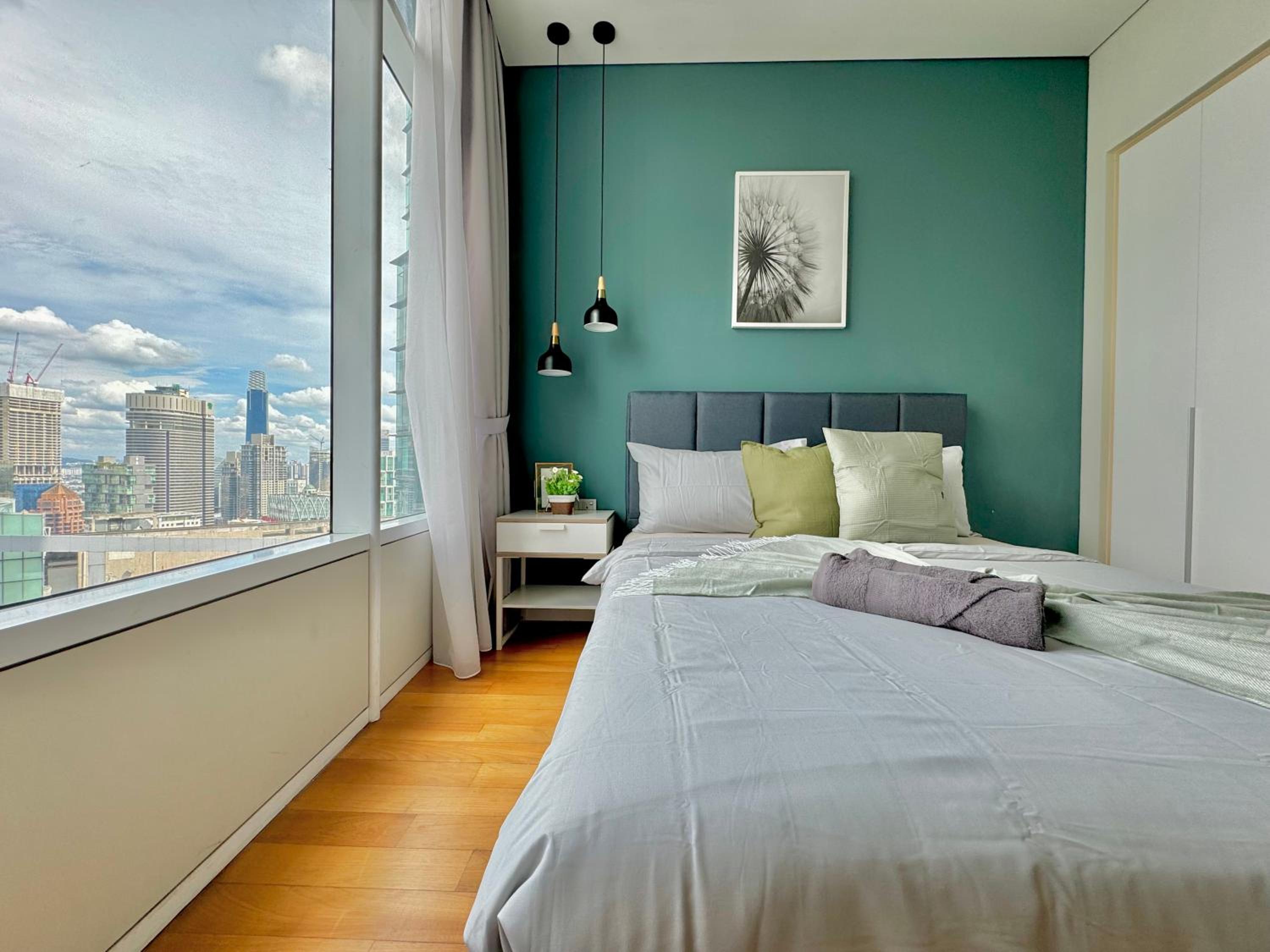Sky Suites Wonder 2BR Suite KLCC View