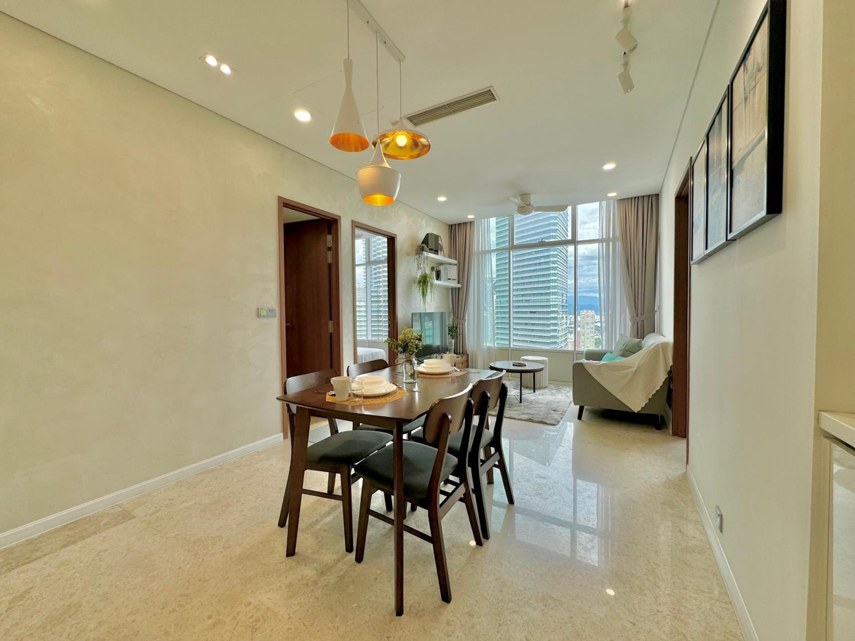 Sky Suites Wonder 2BR Suite KLCC View