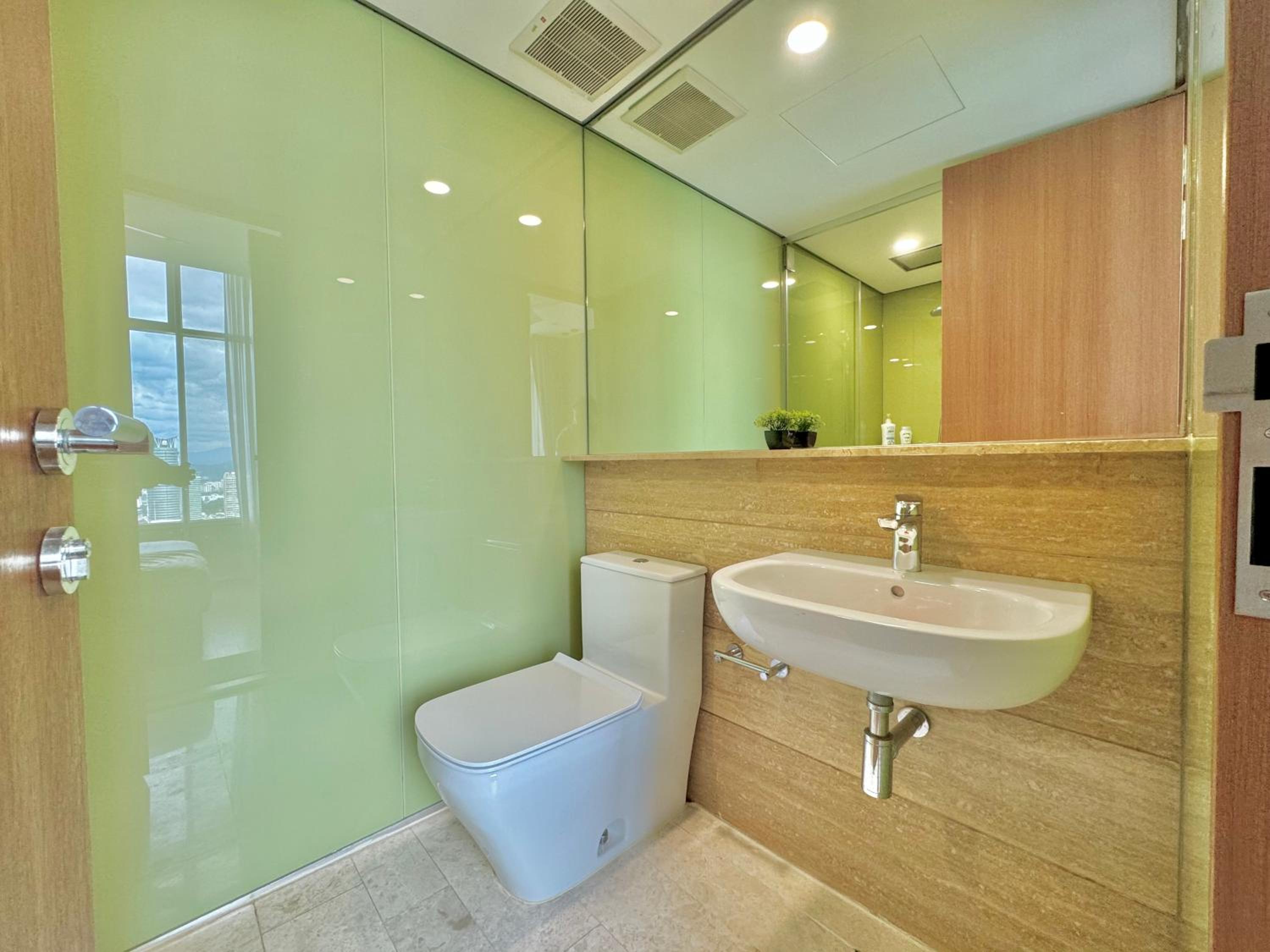 Sky Suites Wonder 2BR Suite KLCC View