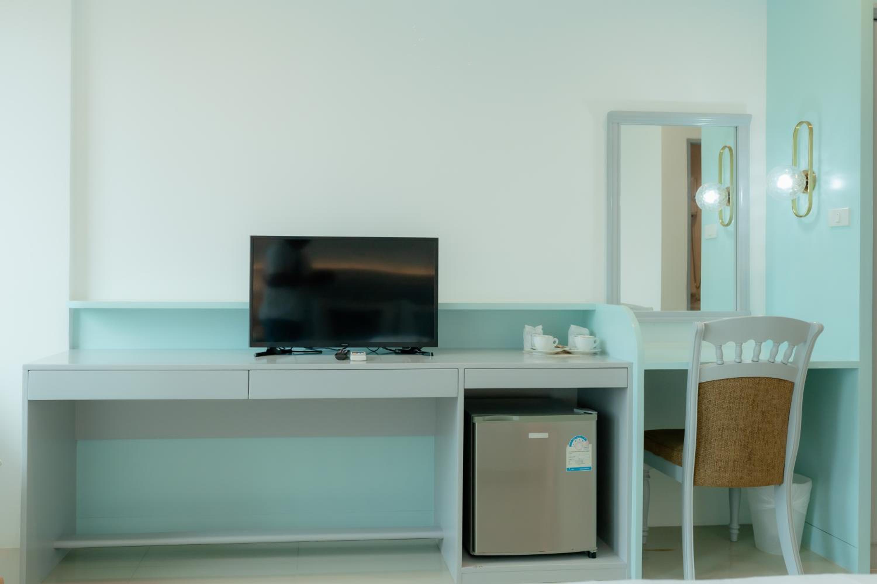 Apo Hotel