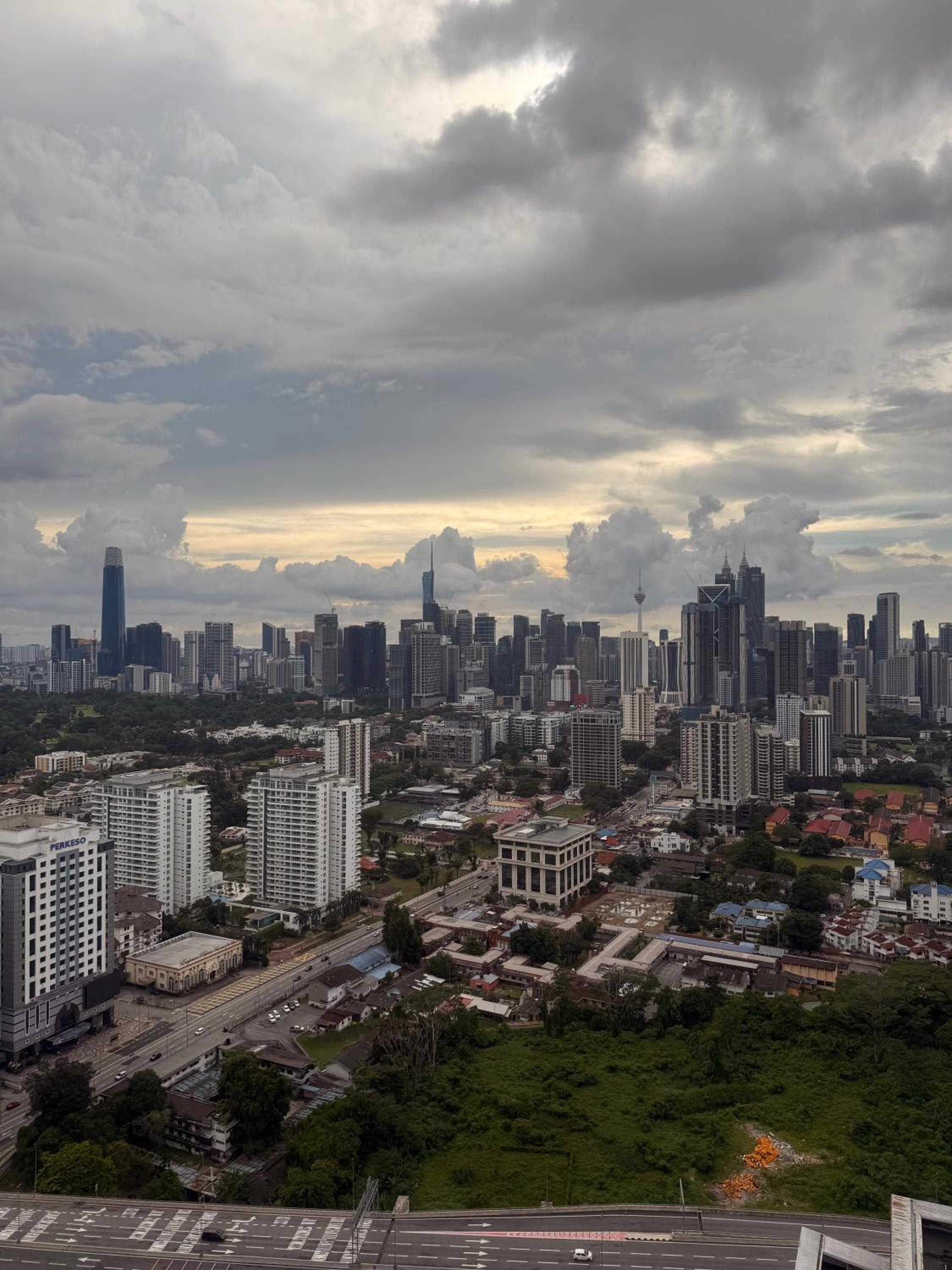 Downtown Retreat 2BR at Neu Suites, Kuala Lumpur
