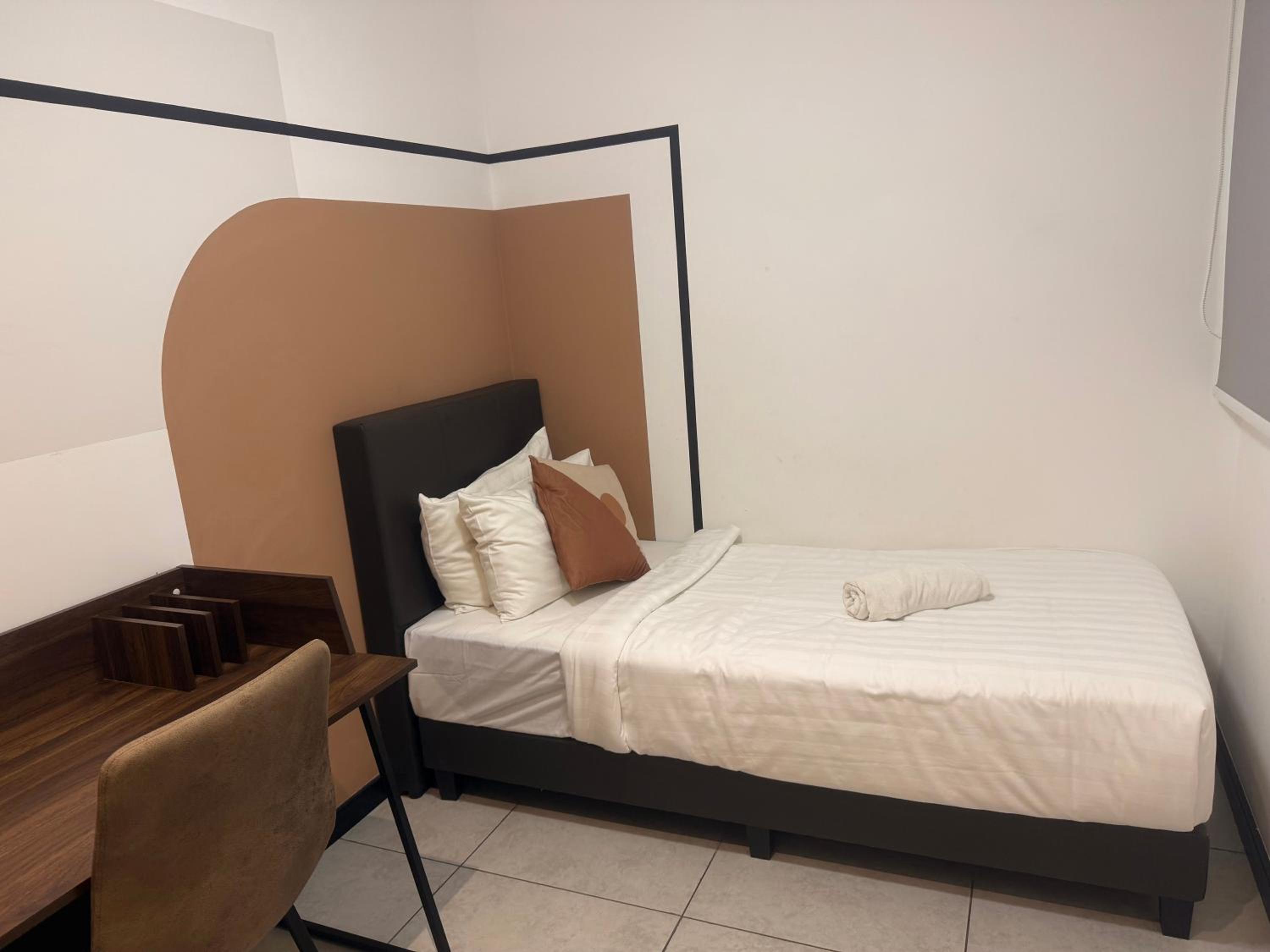Downtown Retreat 2BR at Neu Suites, Kuala Lumpur