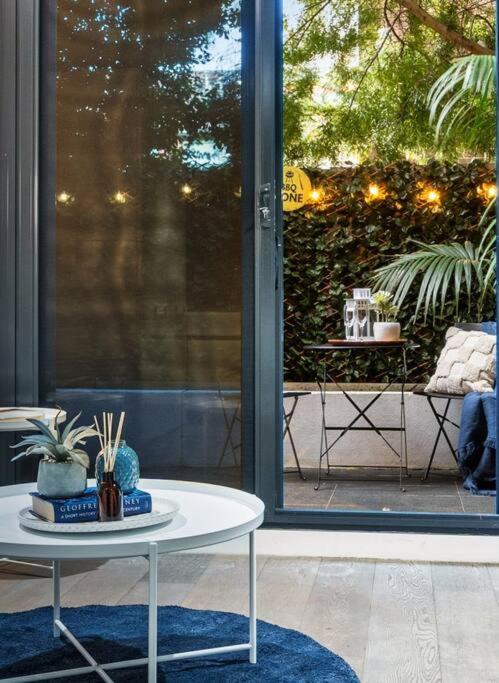 Elwood Beachside Escape