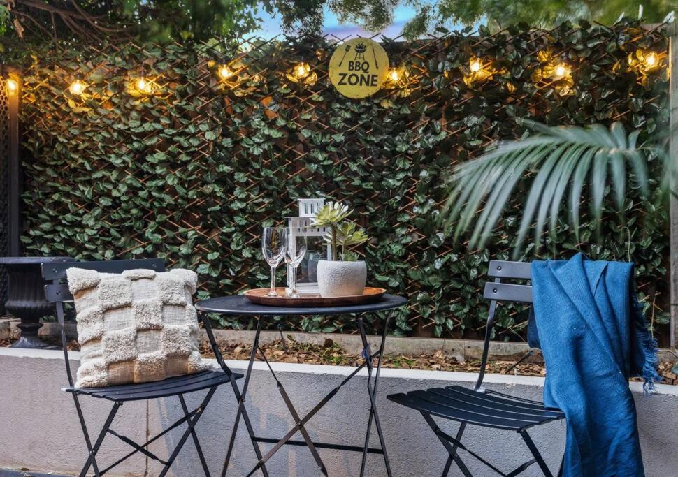 Elwood Beachside Escape