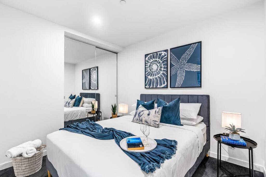 Elwood Beachside Escape