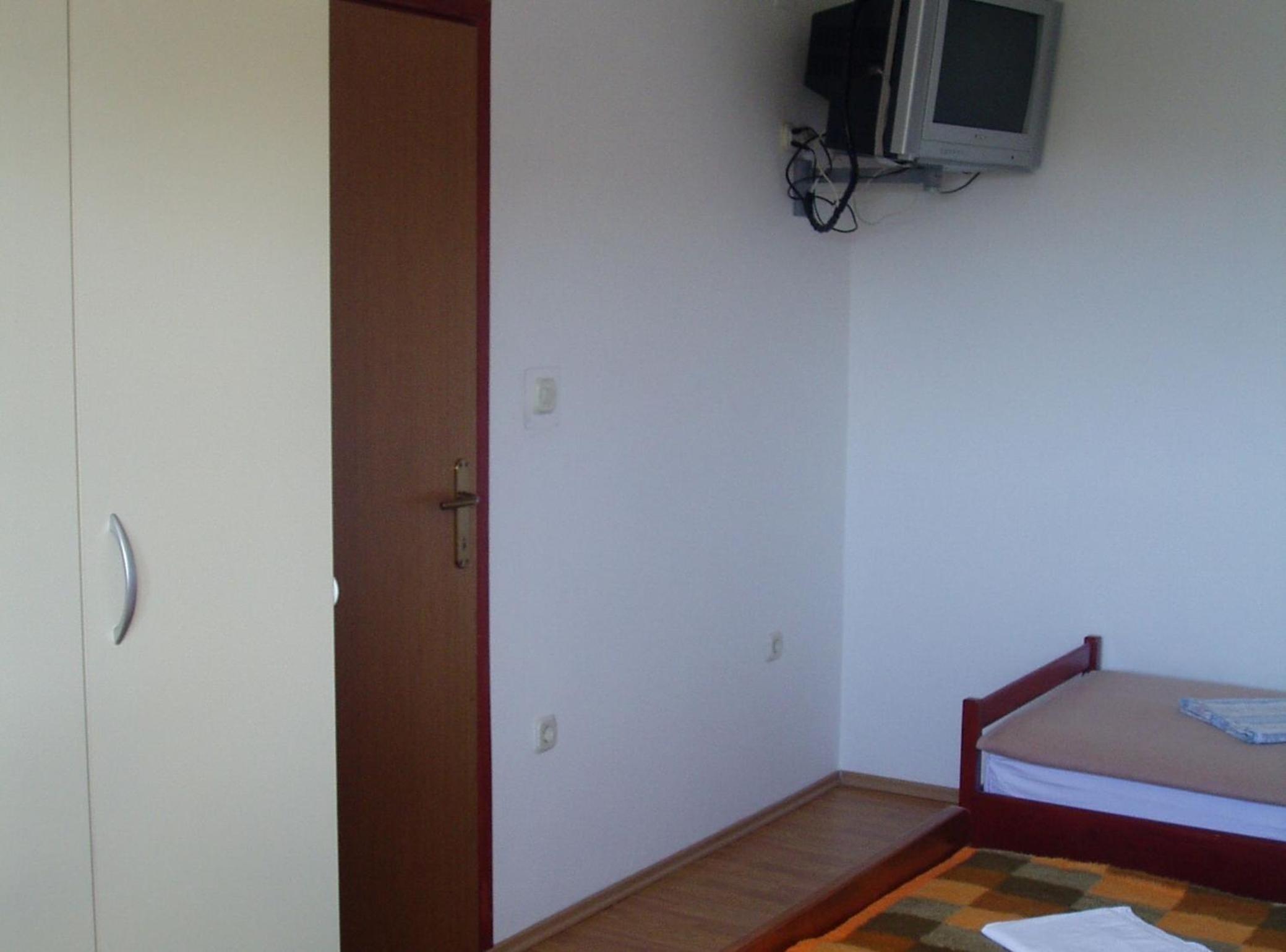 Photo 37