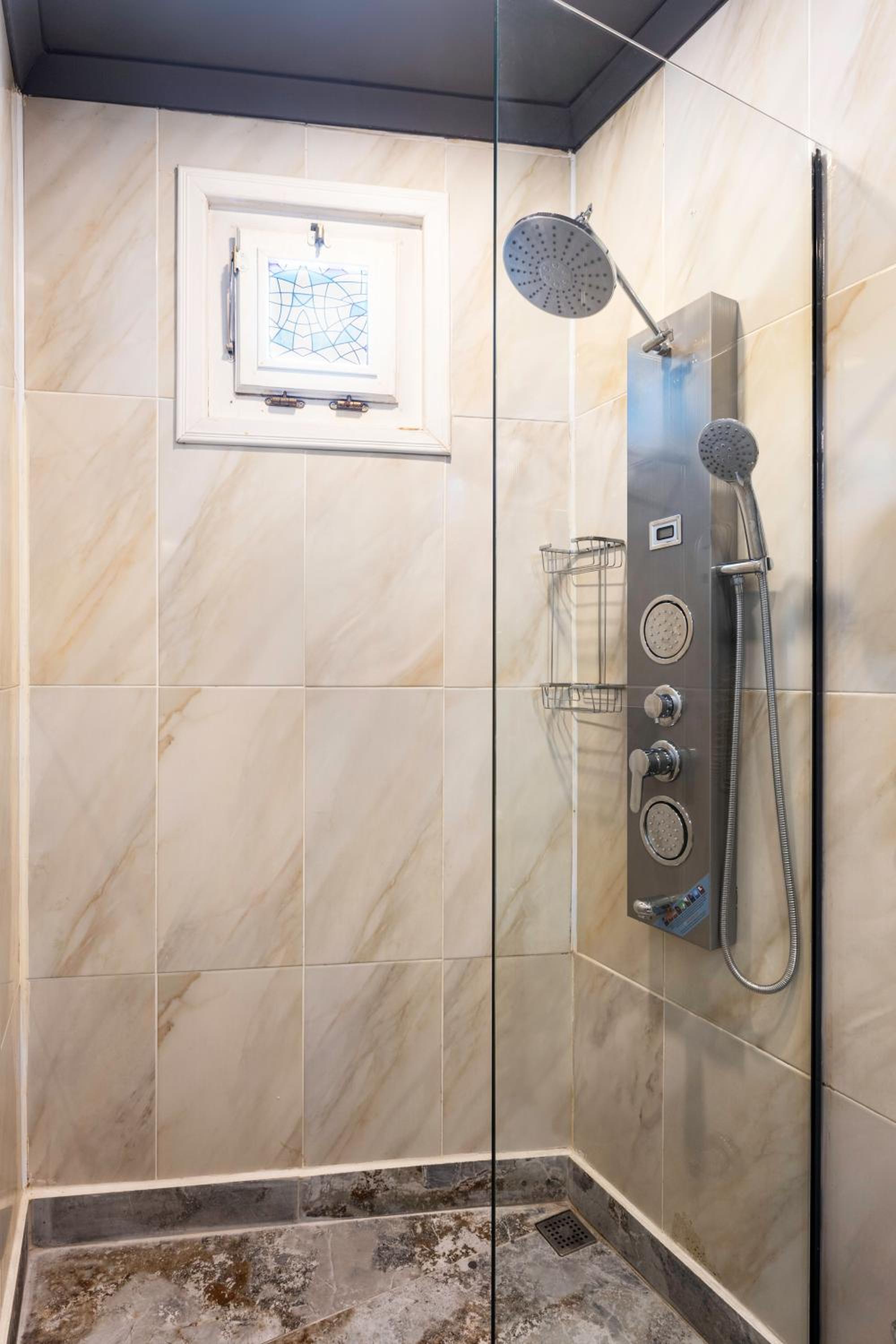 Wonder Wood Otel - Image 40