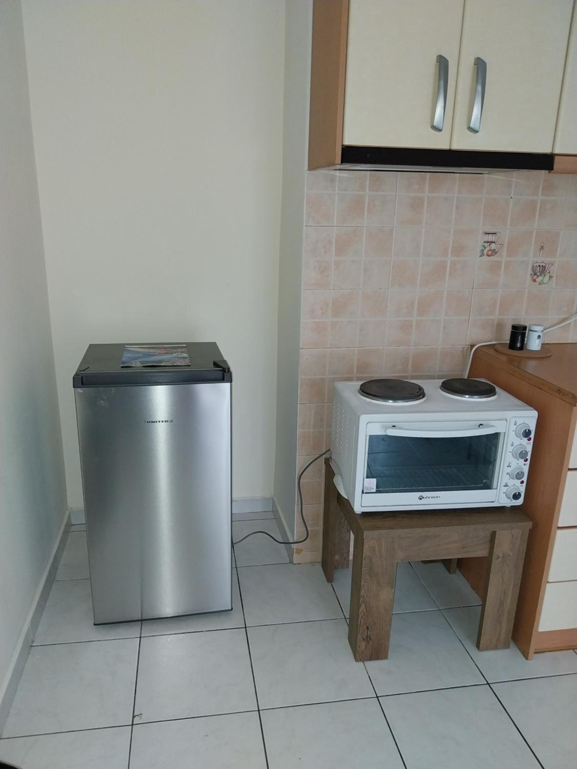 Nav Apart, Salamina view 5