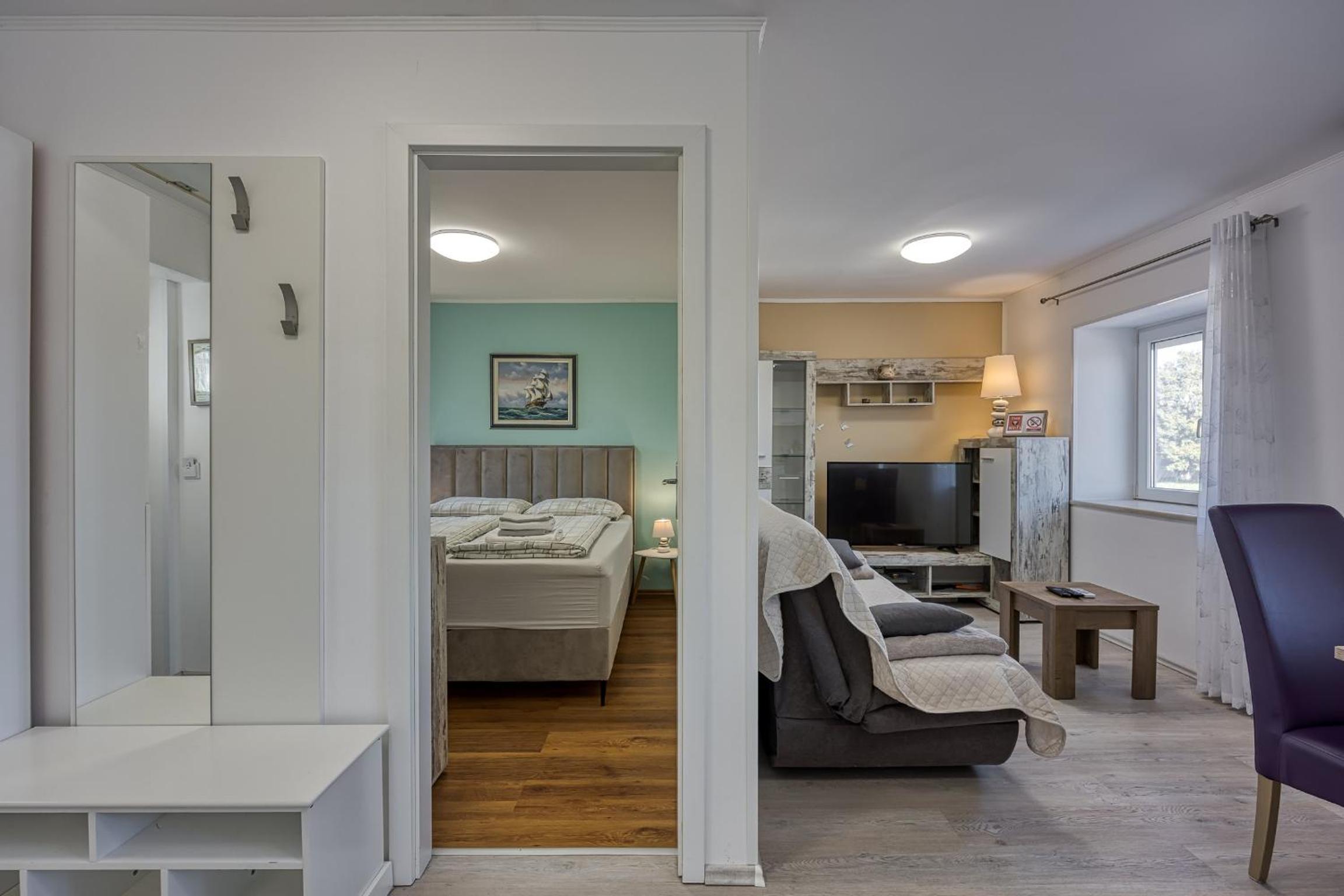 Zea en Funtana — hotel room