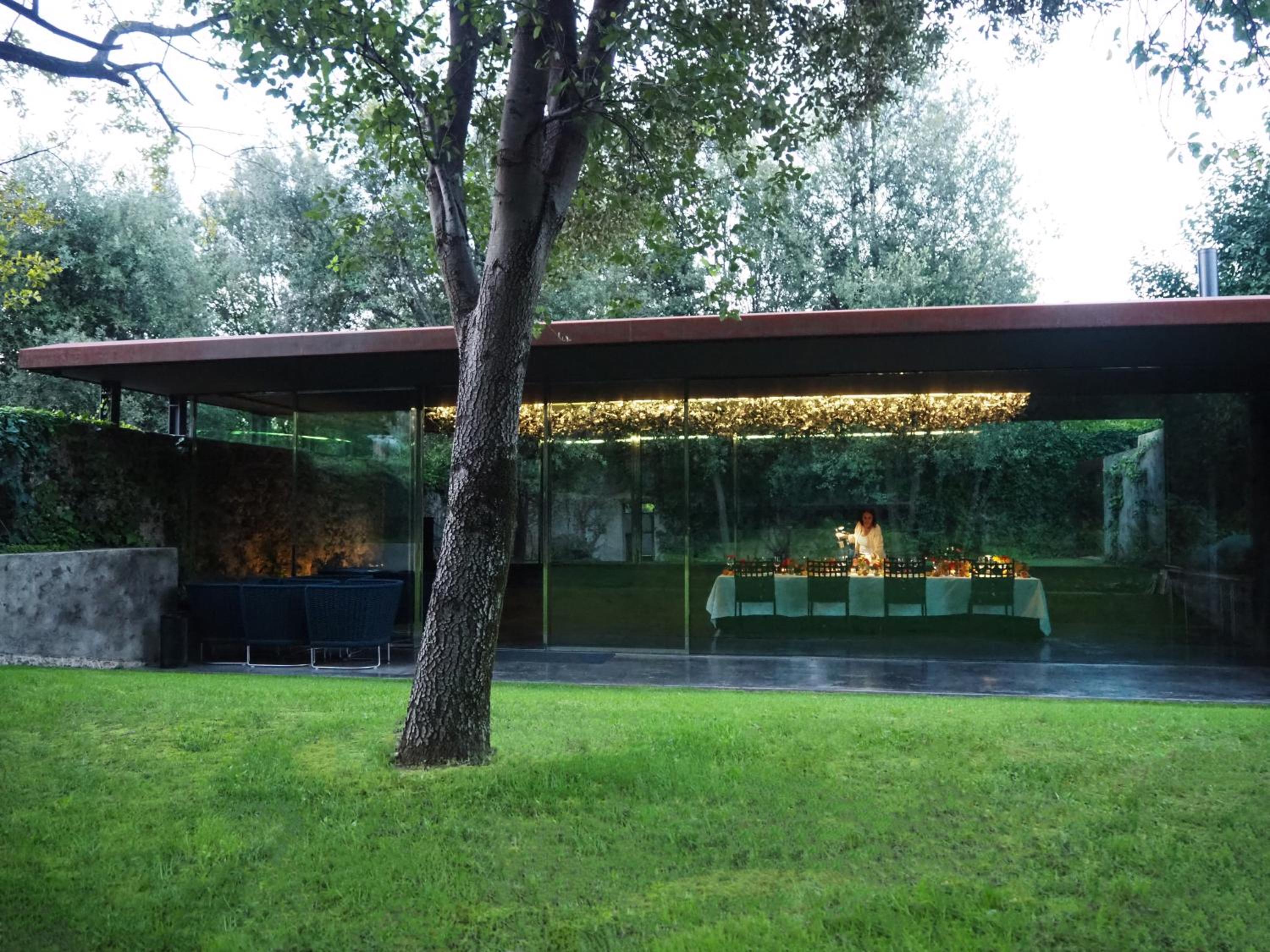 Les Cols Pavellons view 2