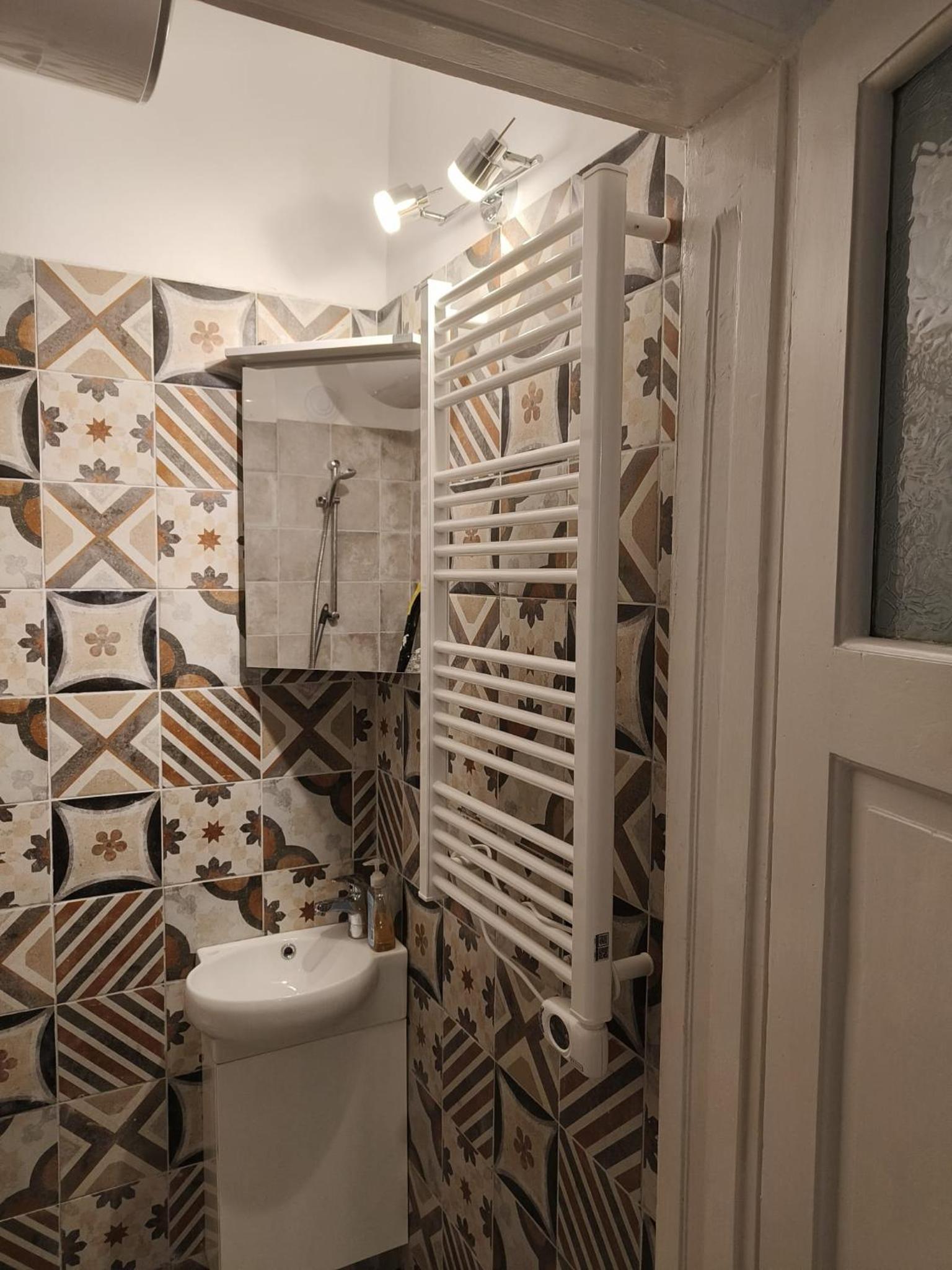 My place in Sofia - Top center - 2 bedrooms - Self check-in