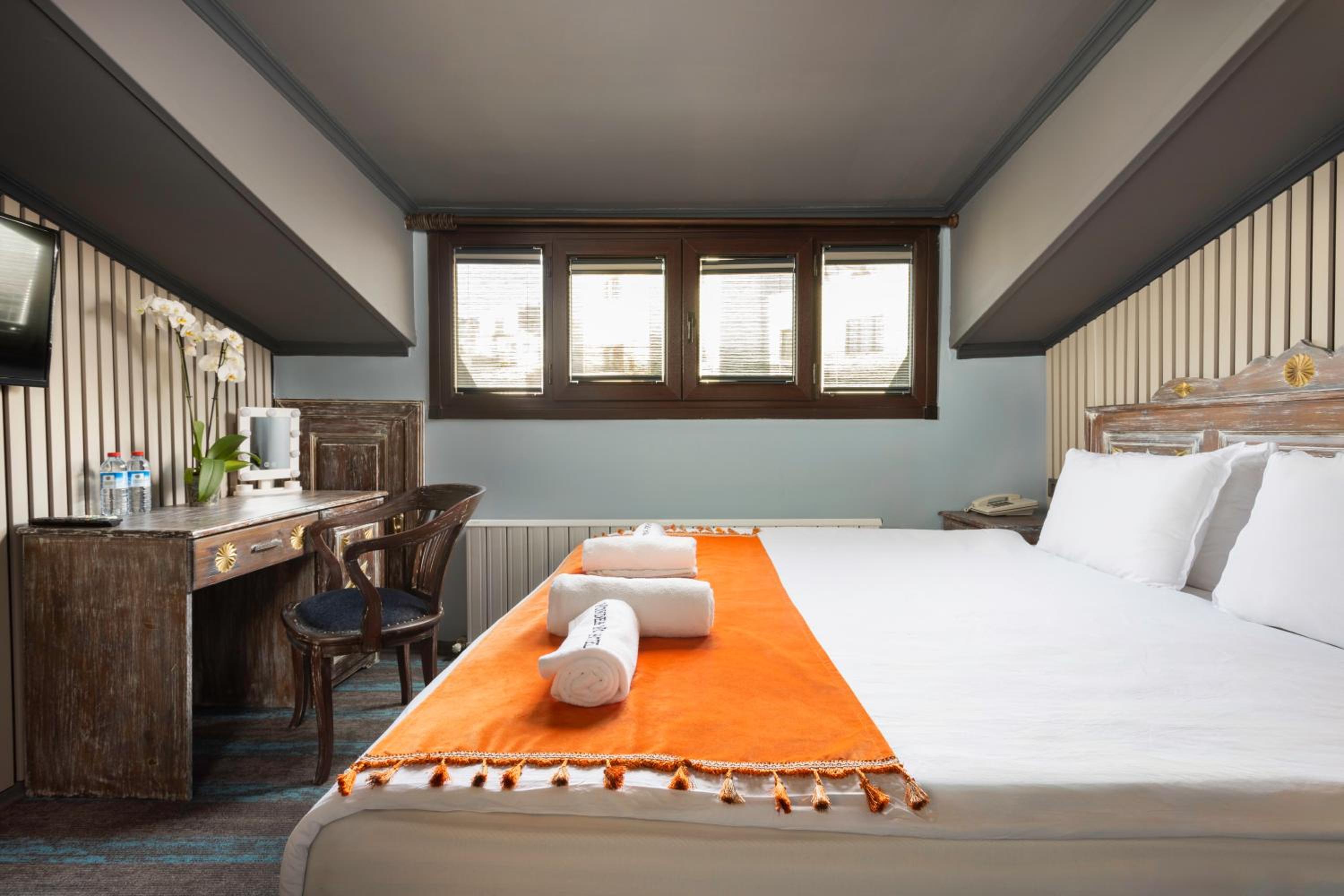 Wonder Wood Otel - Image 76