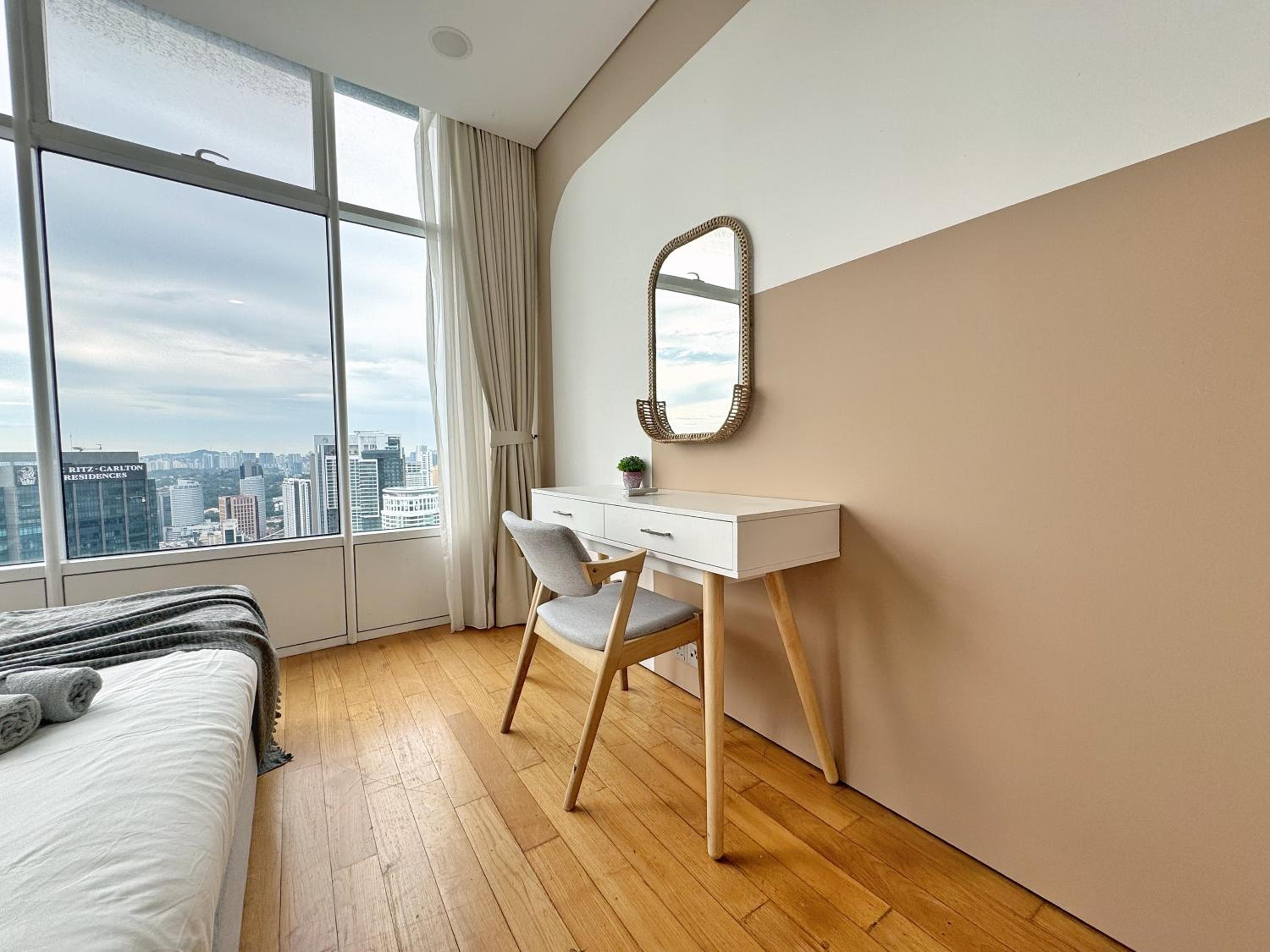 Sky Suites Upper 3BR Suite at KLCC