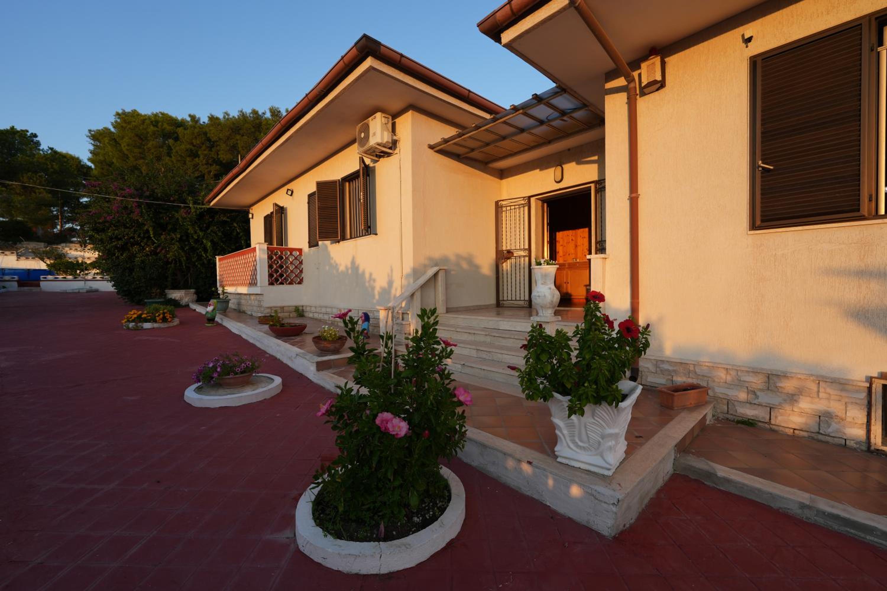 Villa Ada