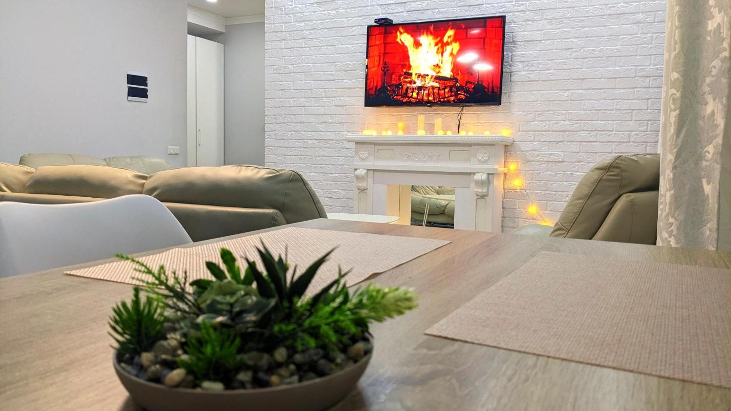 GoRent ExFactor apartment