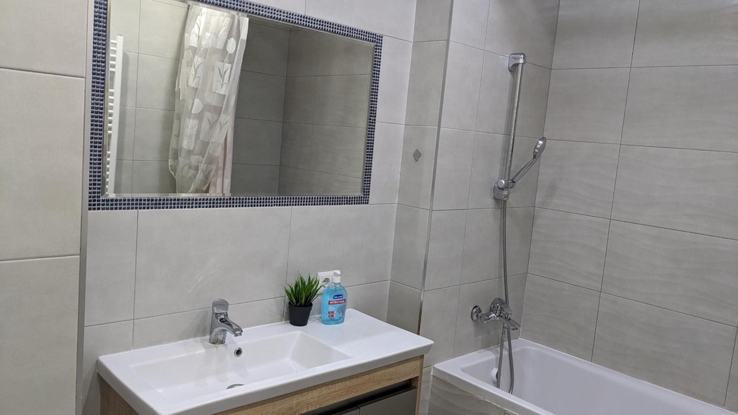 GoRent ExFactor apartment