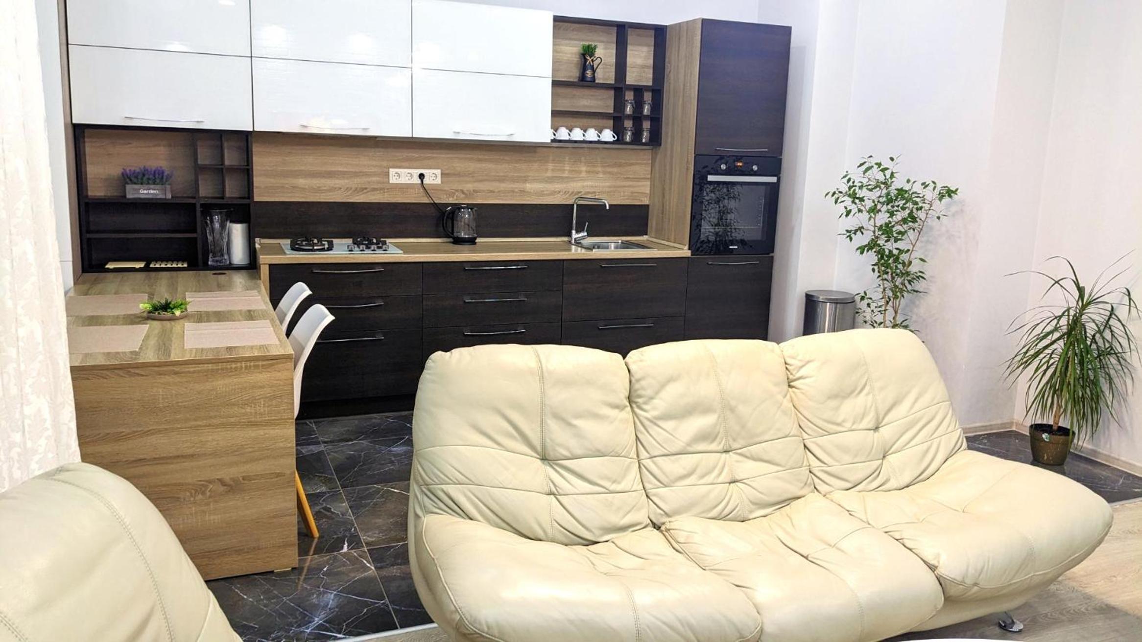 GoRent ExFactor apartment