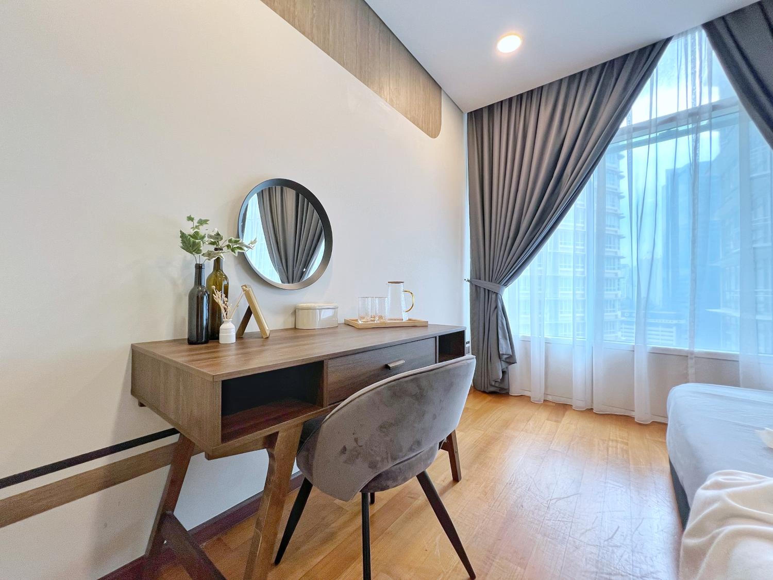 Sky Suites Modern 3BR Family Suite at KLCC