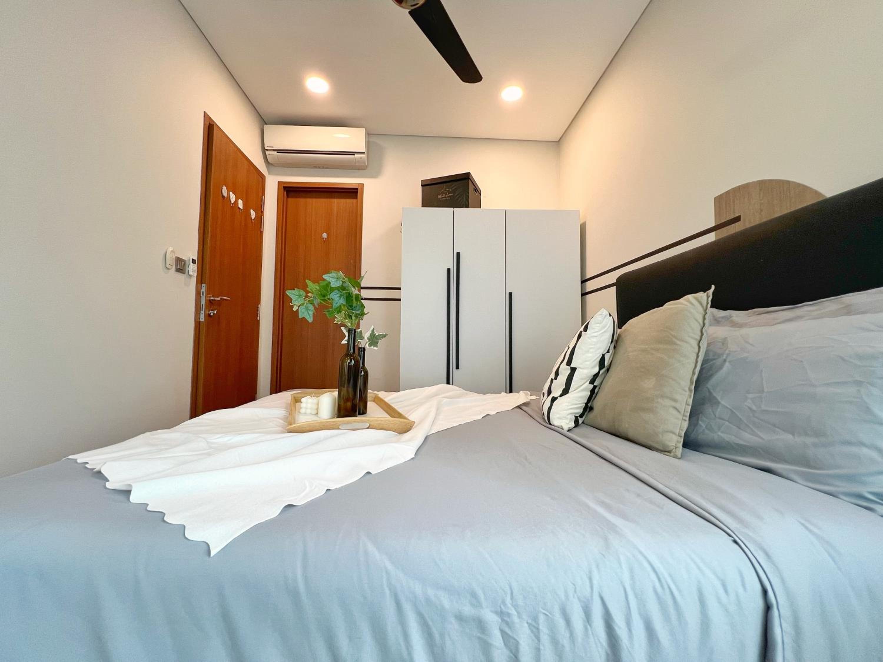 Sky Suites Modern 3BR Family Suite at KLCC