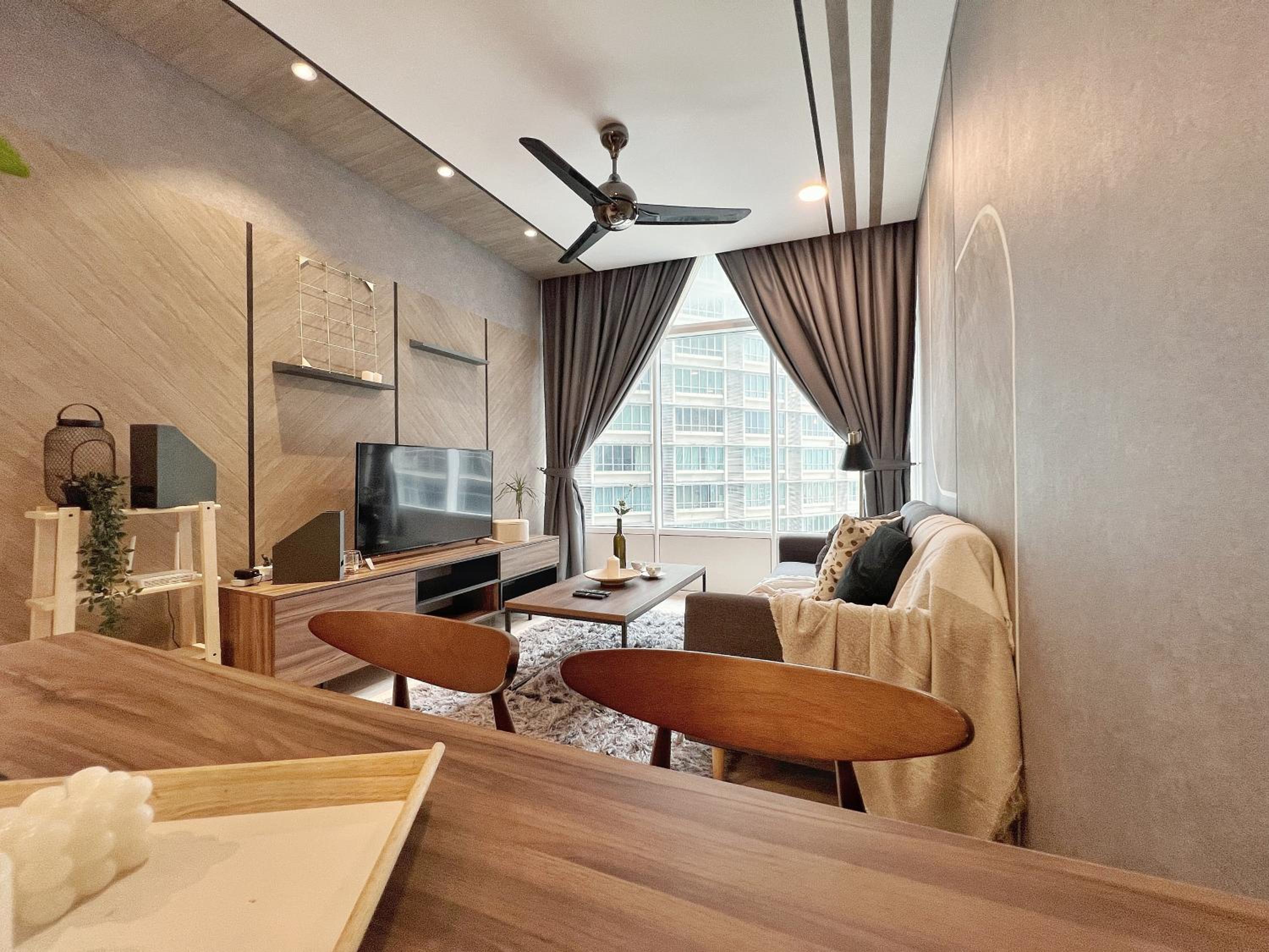 Sky Suites Modern 3BR Family Suite at KLCC