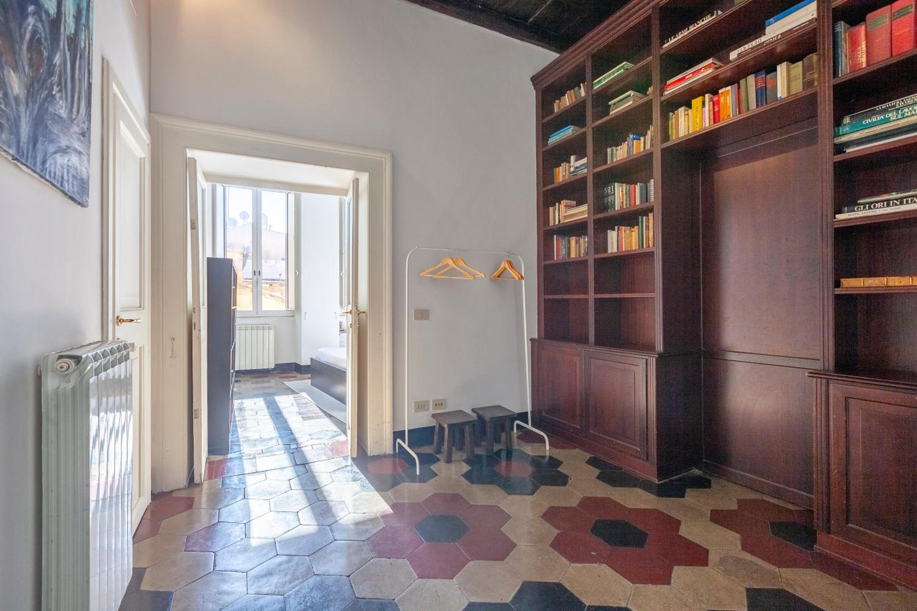 Spanish Steps Charming Apartment
