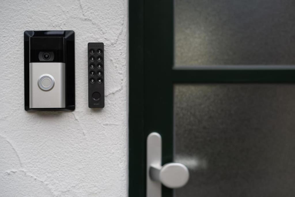 Exklusives Ferienhaus am Waldrand mit Whirlpool und Sauna