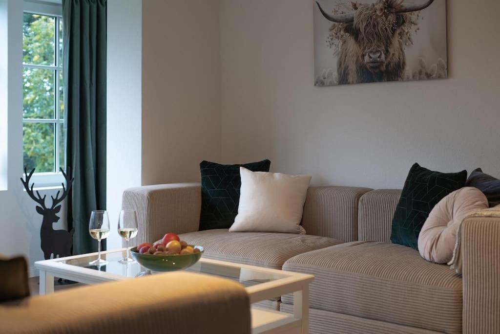 Exklusives Ferienhaus am Waldrand mit Whirlpool und Sauna
