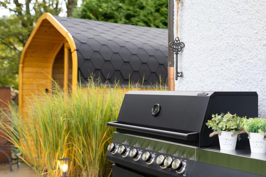 Exklusives Ferienhaus am Waldrand mit Whirlpool und Sauna