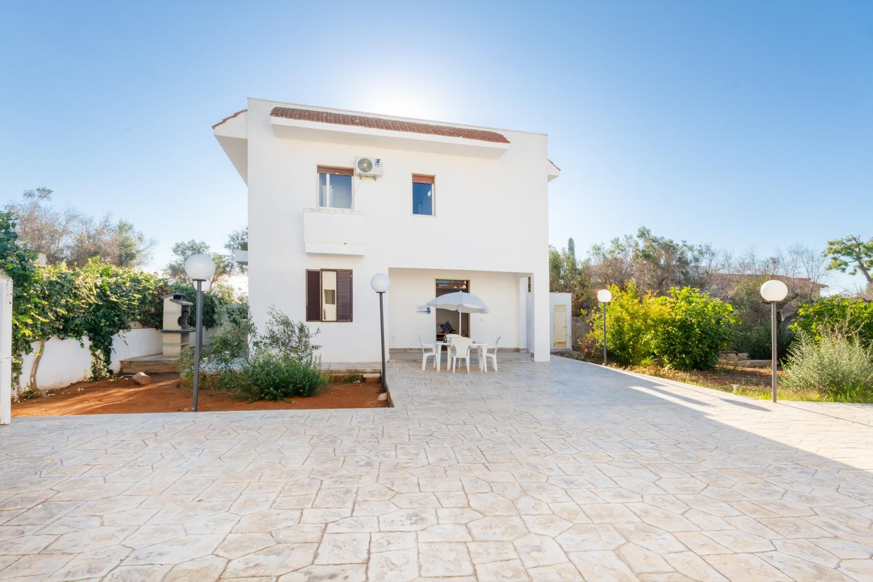 Porto Cesareo Air-conditioned Villa 12 beds Torre Cesarea view 3