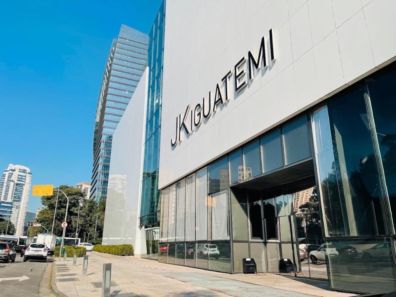Morada JK Premium - Flat em hotel moderno com localização incrível na Vila Olímpia