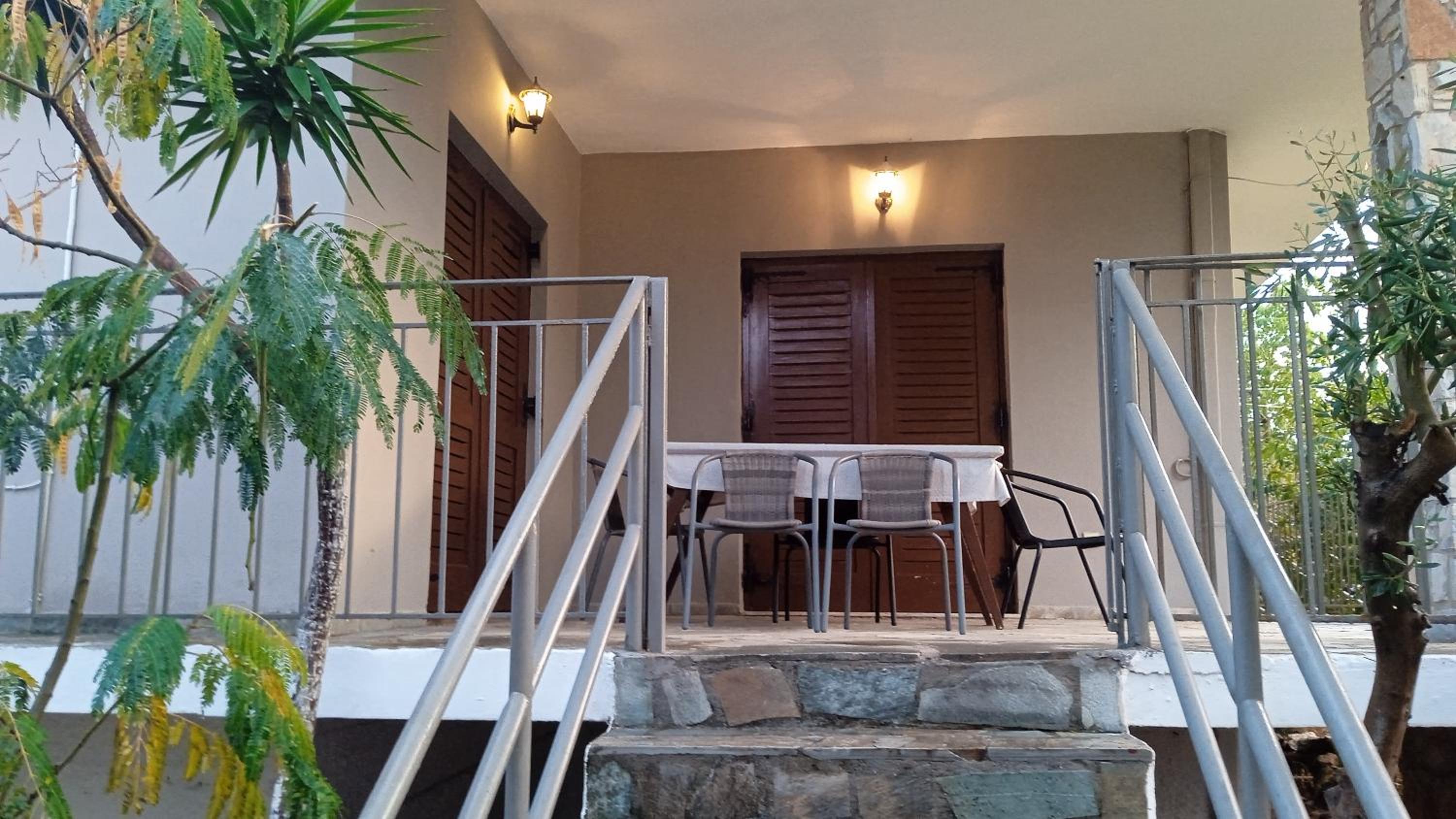 Sunday Home photo 3