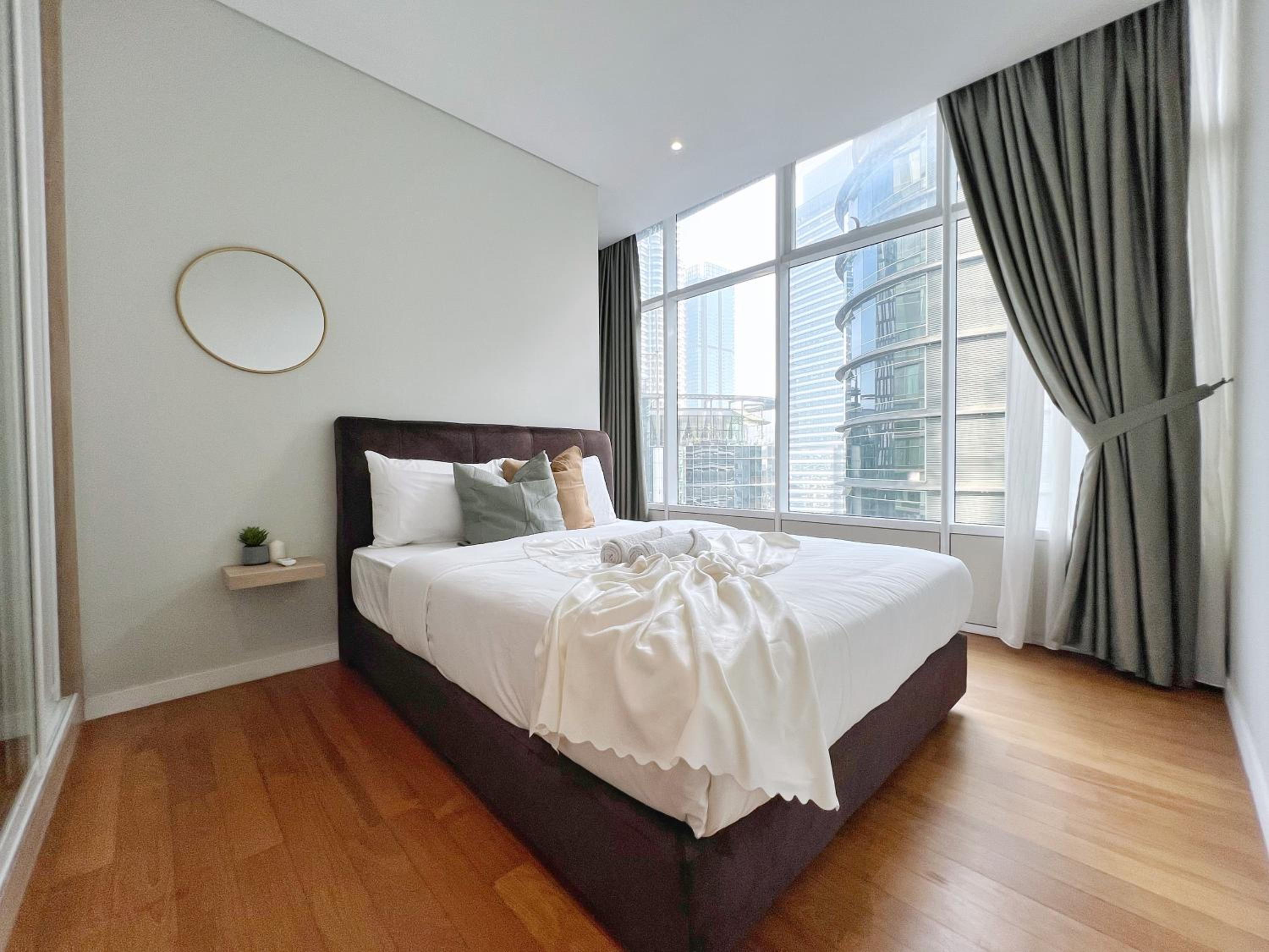 Sky Suites Unique 3BR Suite KLCC View
