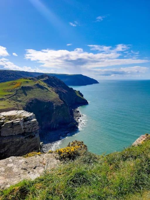 Lynton Vacations - Cosy coastal retreat lovingly refurbished - Property Image 6