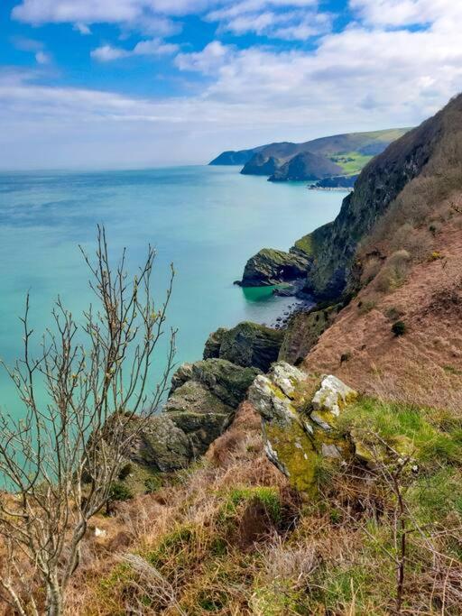 Lynton Vacations - Cosy coastal retreat lovingly refurbished - Property Image 5