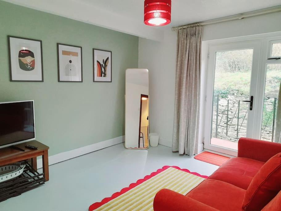 Lynton Vacations - Cosy coastal retreat lovingly refurbished - Property Image 14