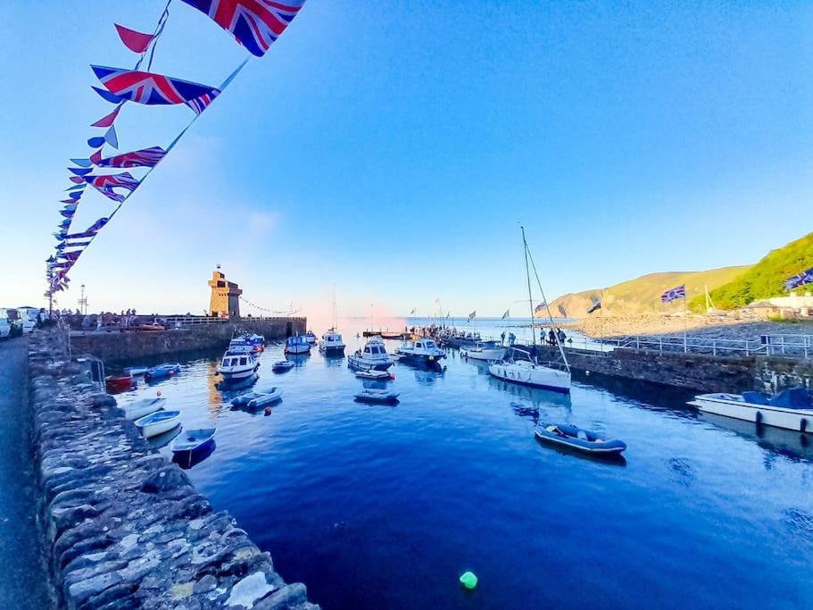 Lynton Vacations - Cosy coastal retreat lovingly refurbished - Property Image 3