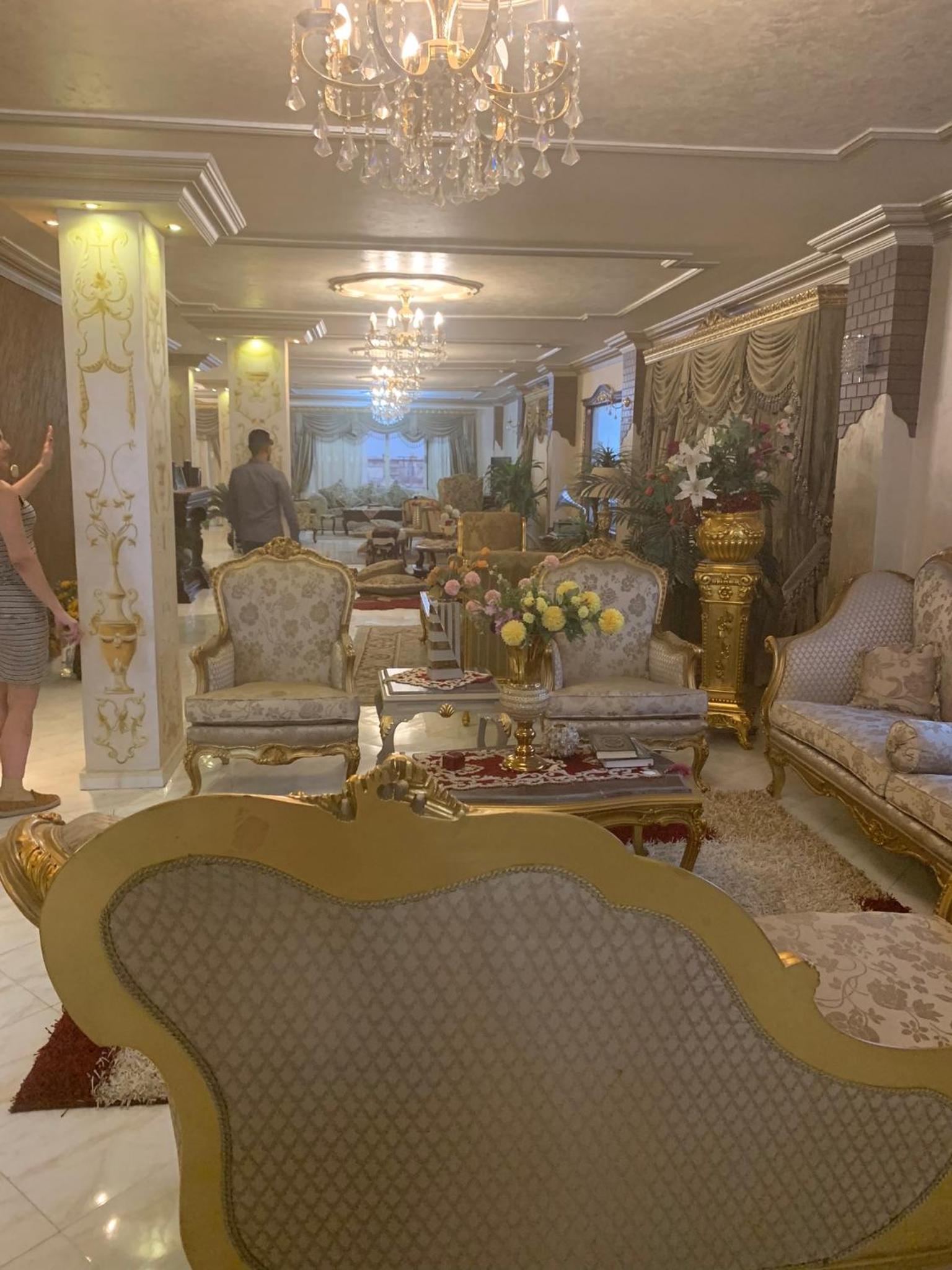 Royal Pyramids Palace Residence