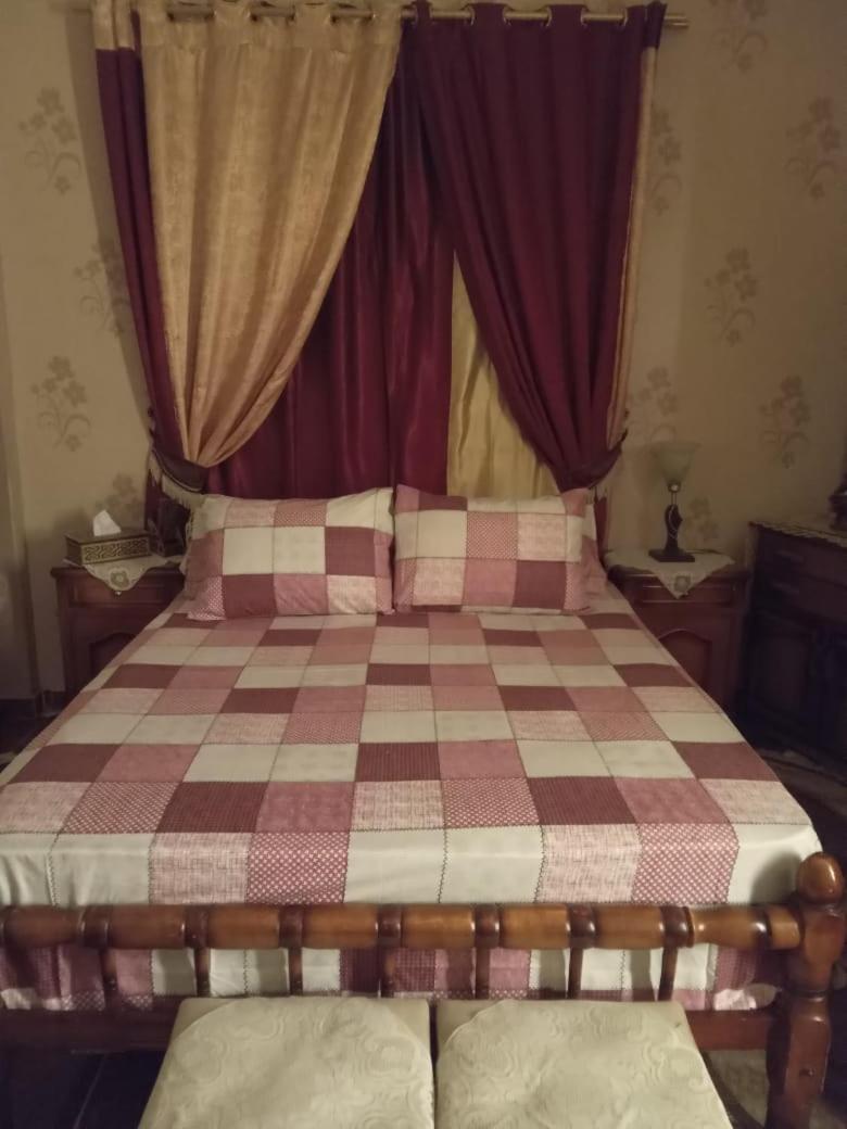 So Pyramids Guest House