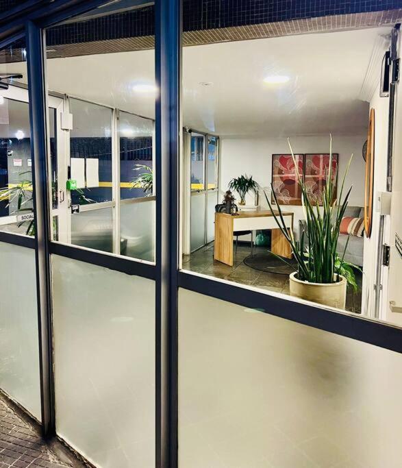Elegante Studio - Garagem - Ao lado metrô